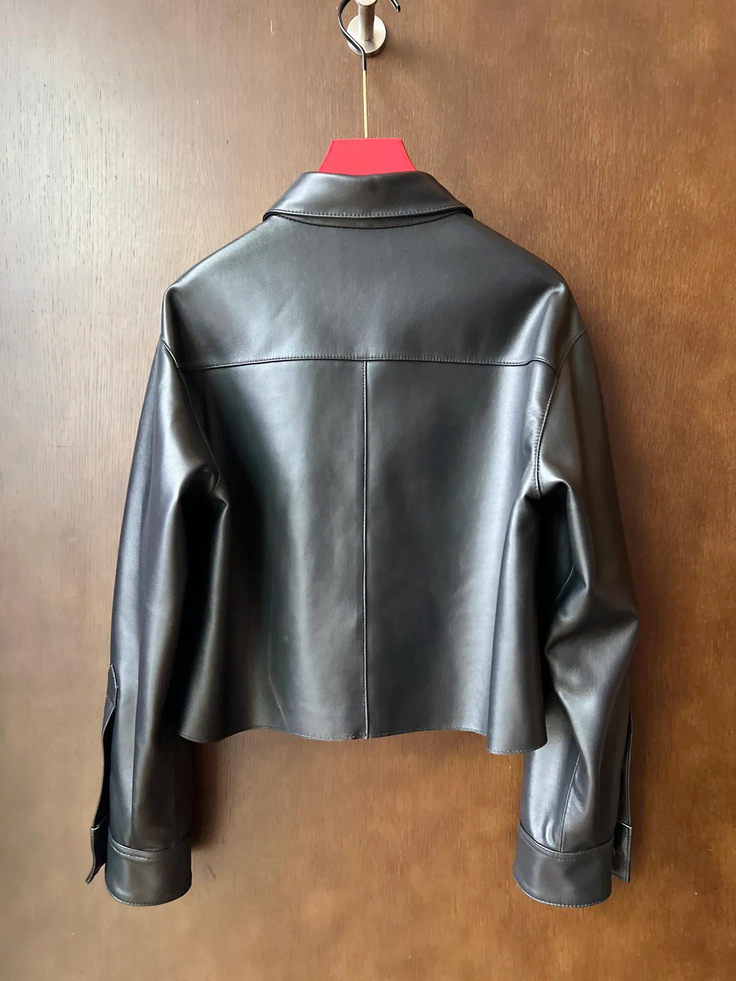 Кожаные Куртки И Дублёнки Женские Miu Miu 9101723