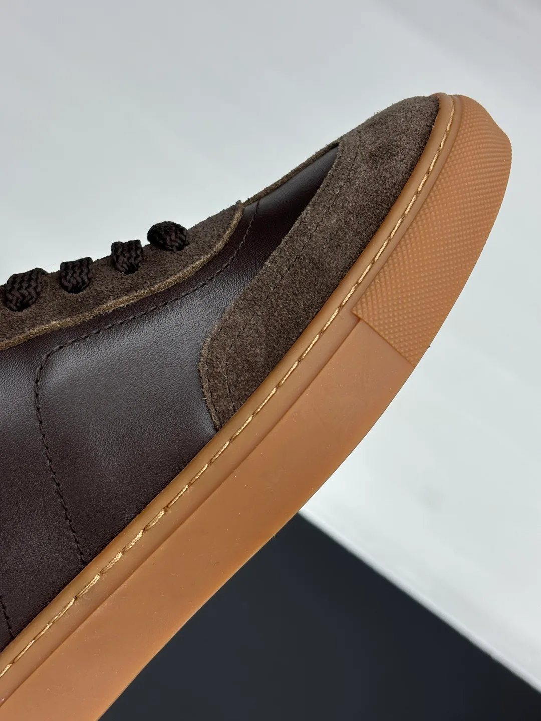 Кроссовки Женские Brunello Cucinelli 18707427
