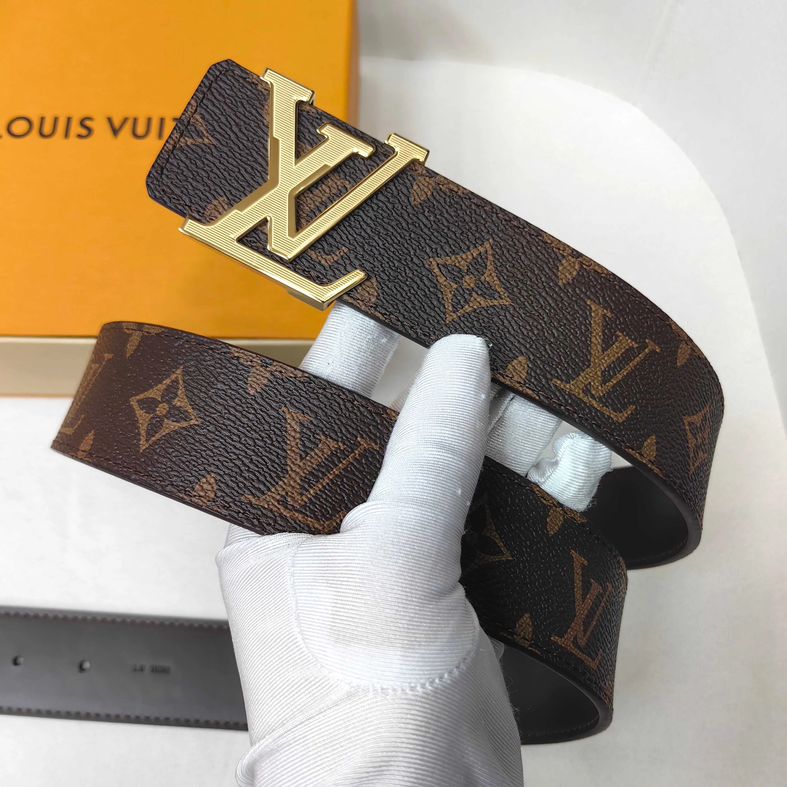 Часы Мужские Louis Vuitton 1265079