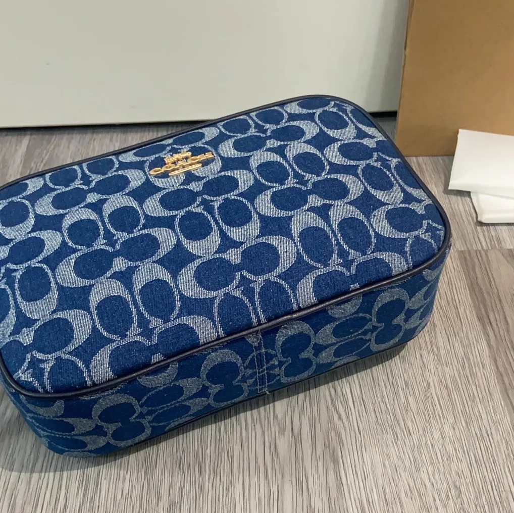 Классические Сумки Женские Coach 11552258