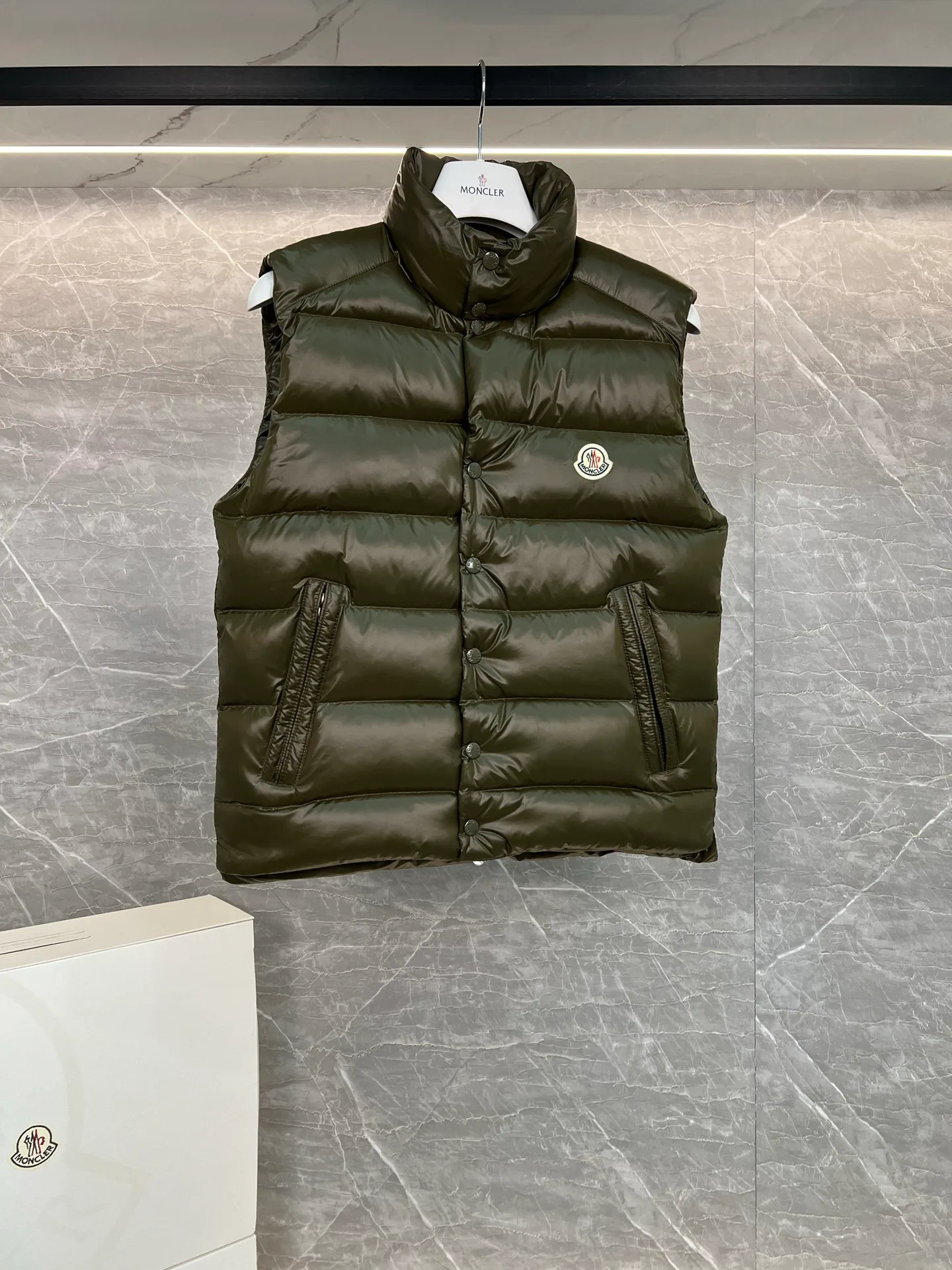 Жилеты Мужские Moncler 1845737