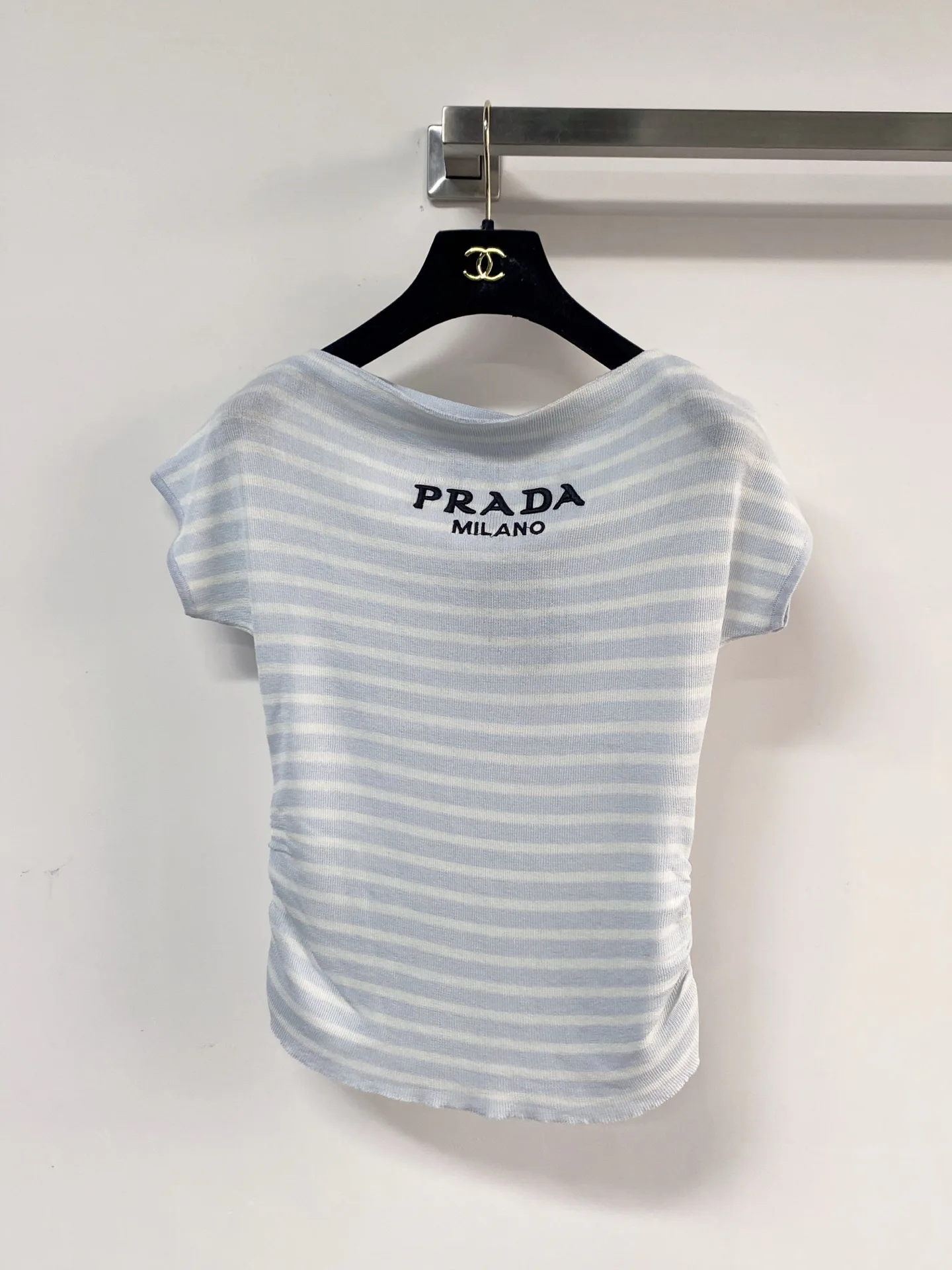 Футболки Женские Prada 12935878