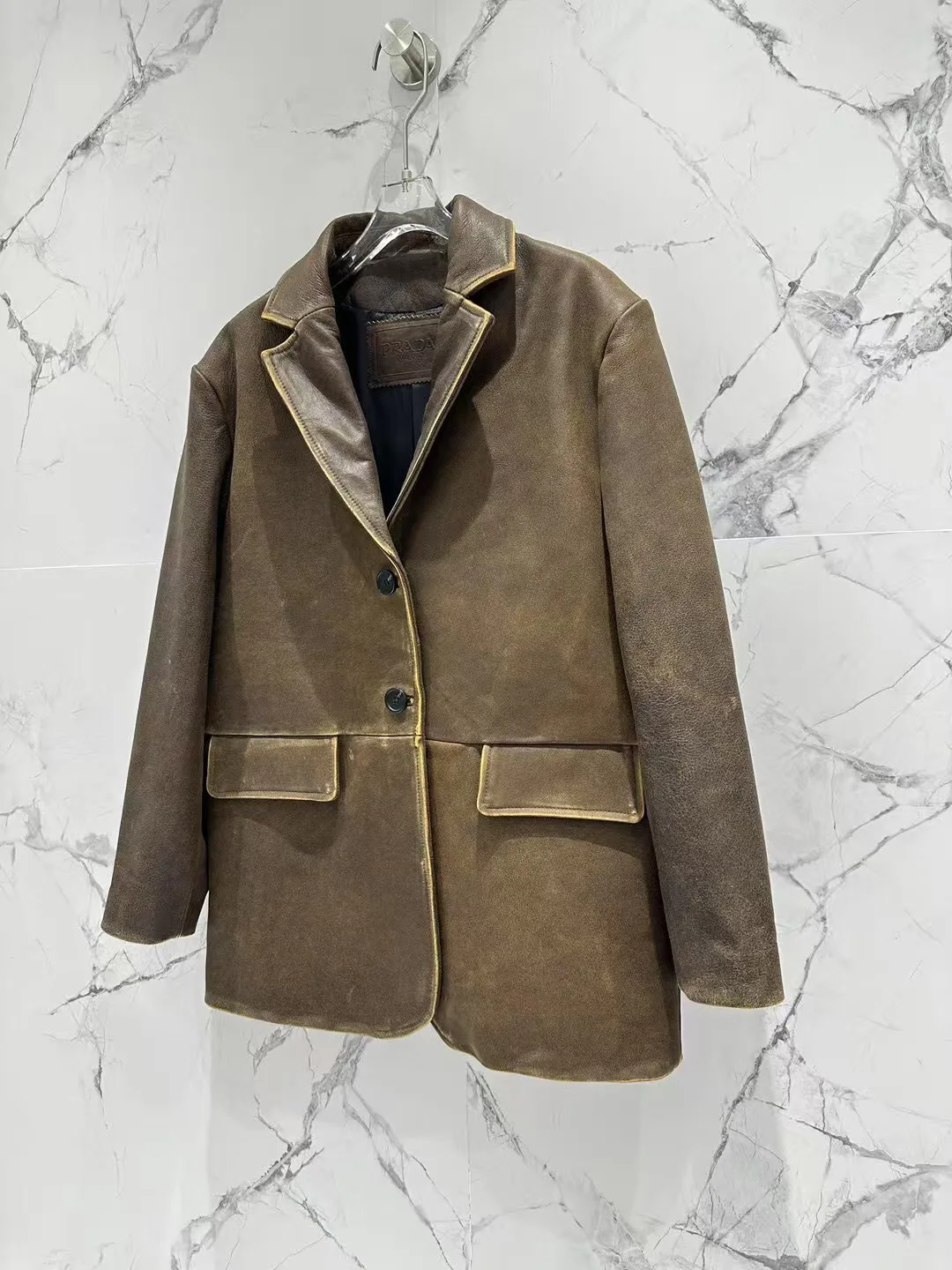 Кожаные Куртки И Дублёнки Женские Prada 13186431
