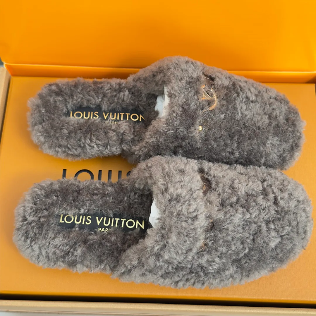 Тапочки Женские Louis Vuitton 19598080
