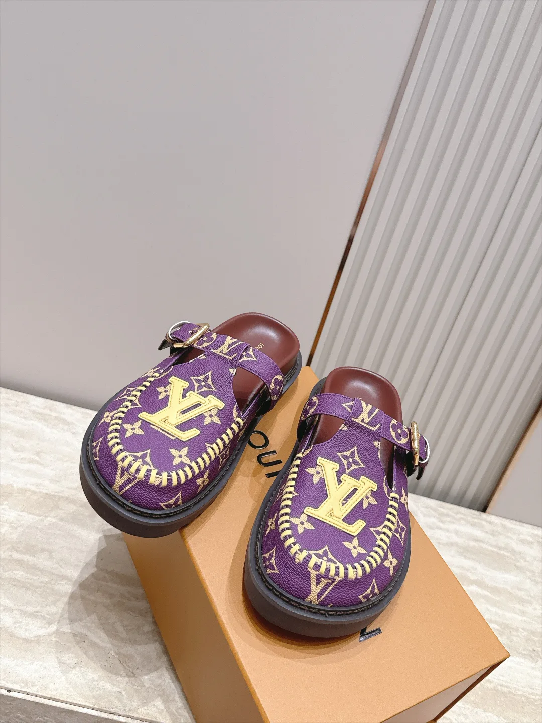 Мюли И Сабо Женские Louis Vuitton 18187133