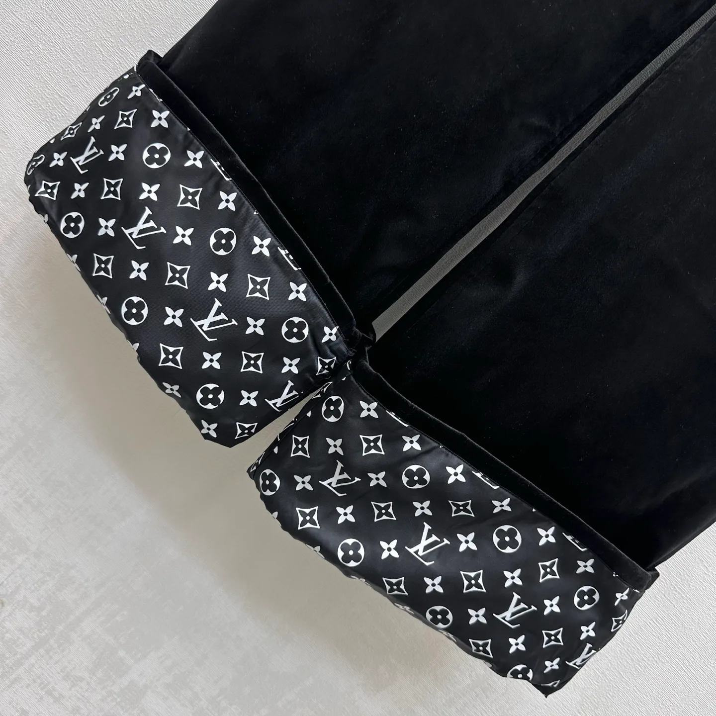Брюки Женские Louis Vuitton 18775059