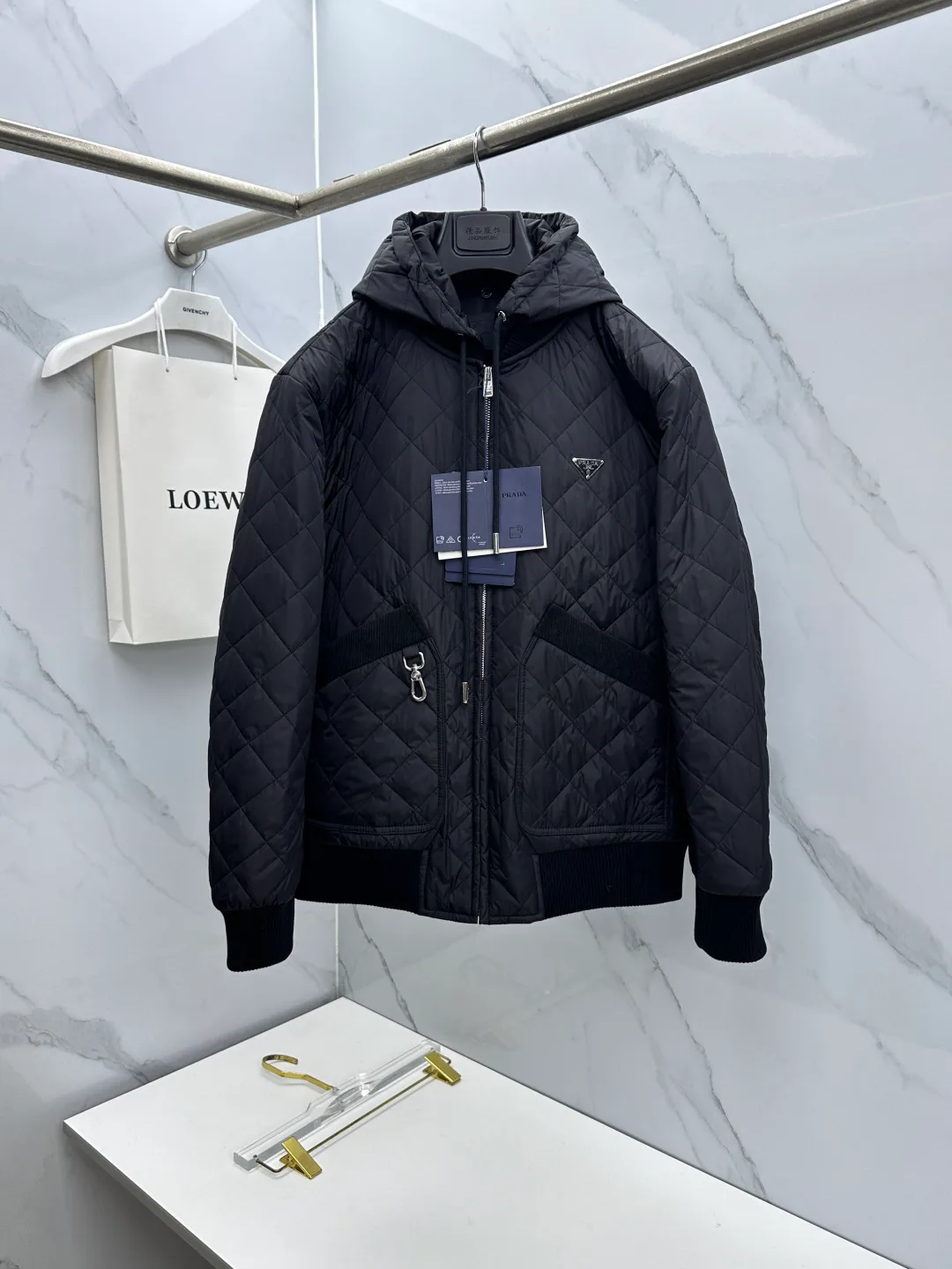 Куртки И Пуховики Мужские Prada 18246799
