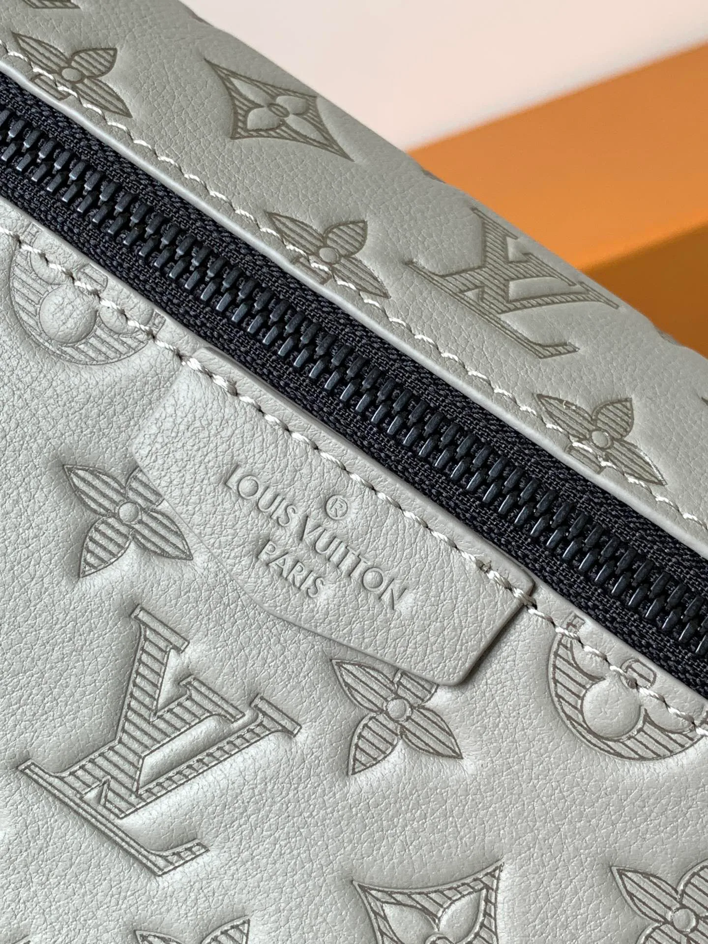 Сумки На Ремне Женские Louis Vuitton 13435237