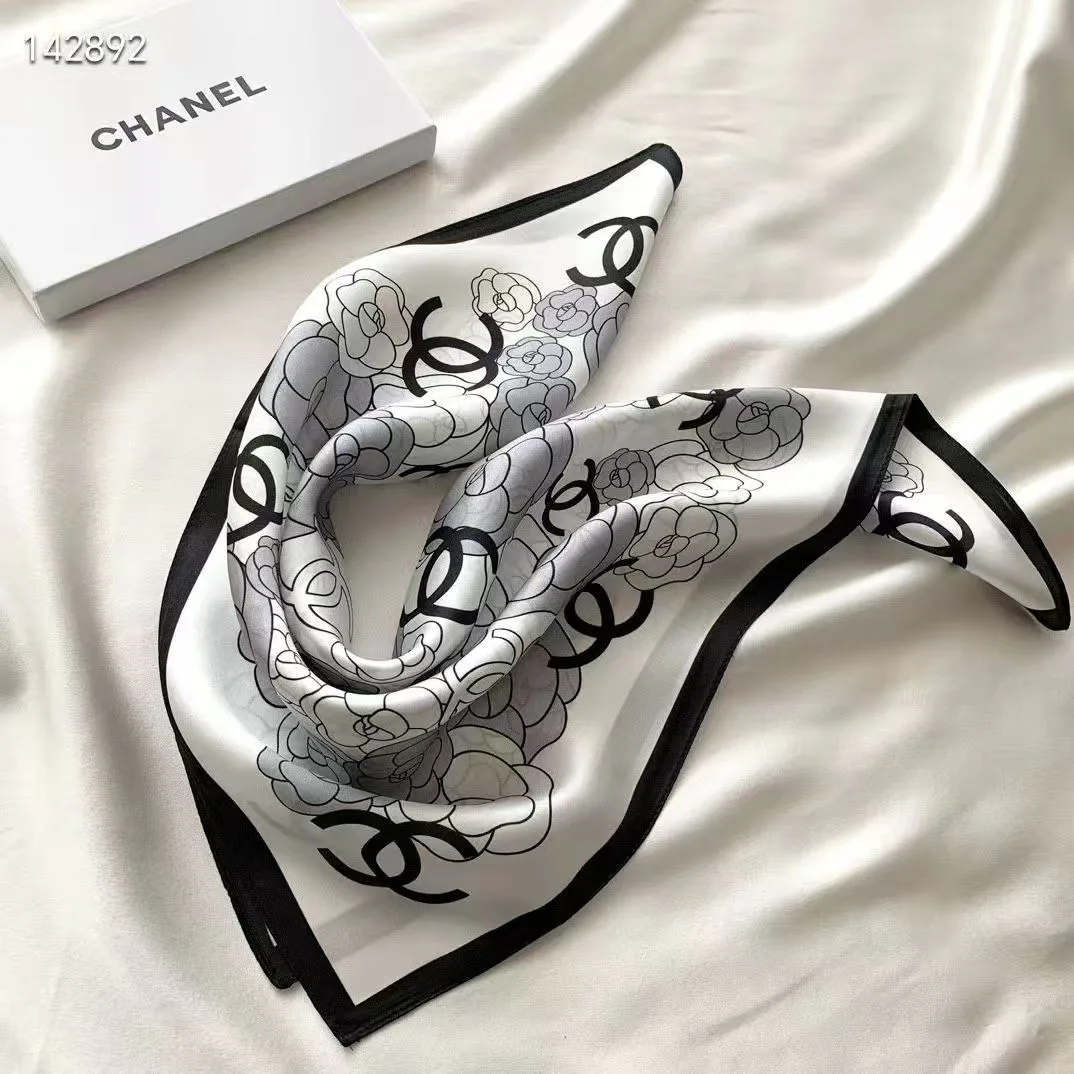 Платки Chanel 11762617