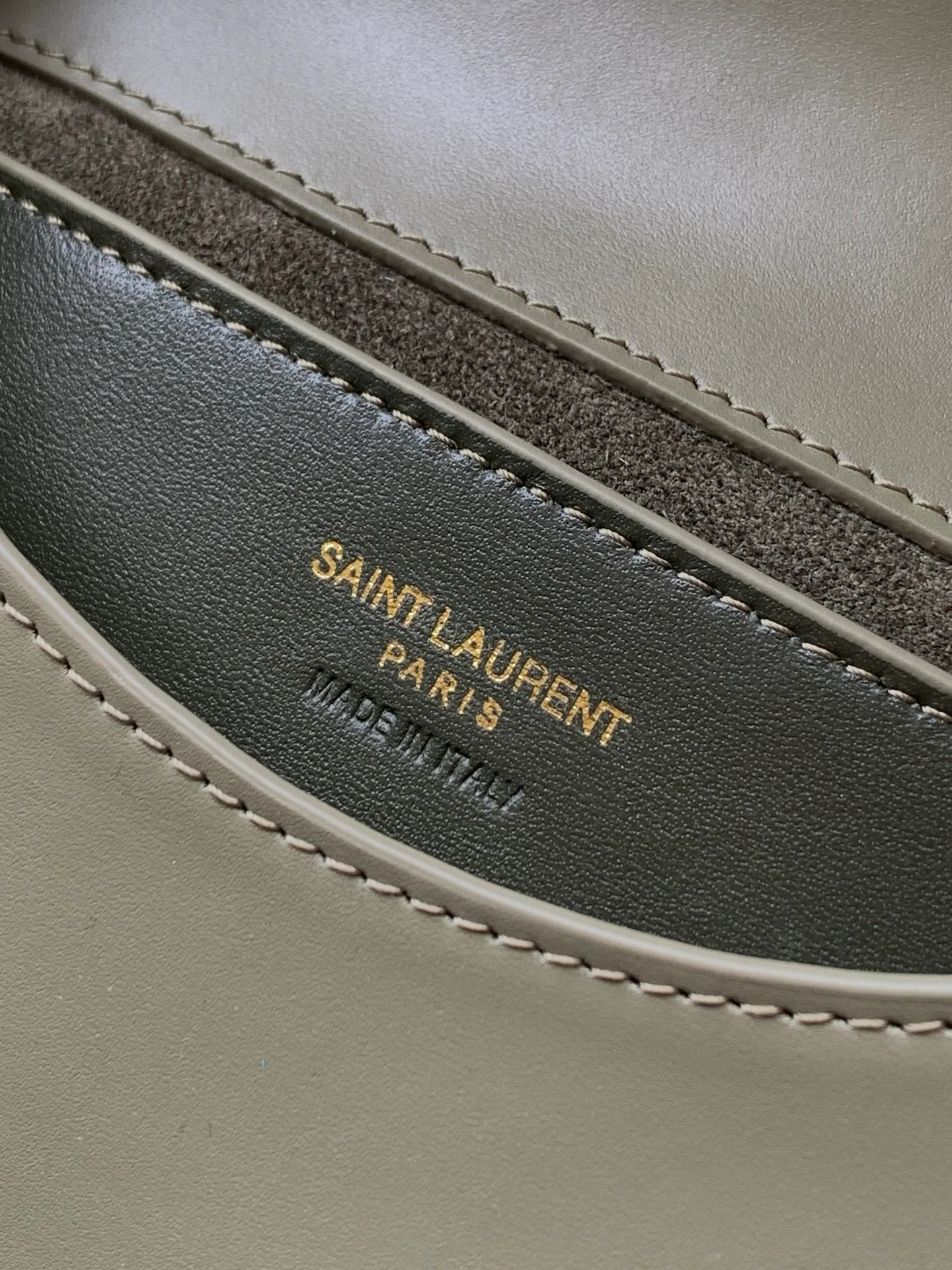 Сумки На Ремне Женские Saint Laurent 11309782