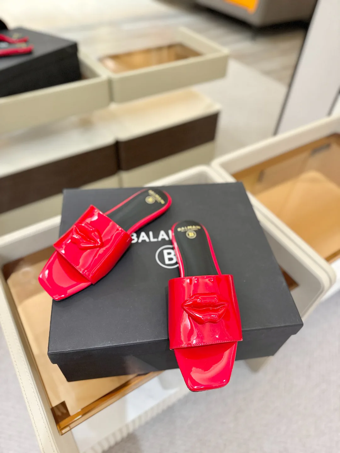 Шлепанцы Женские Balmain 840981