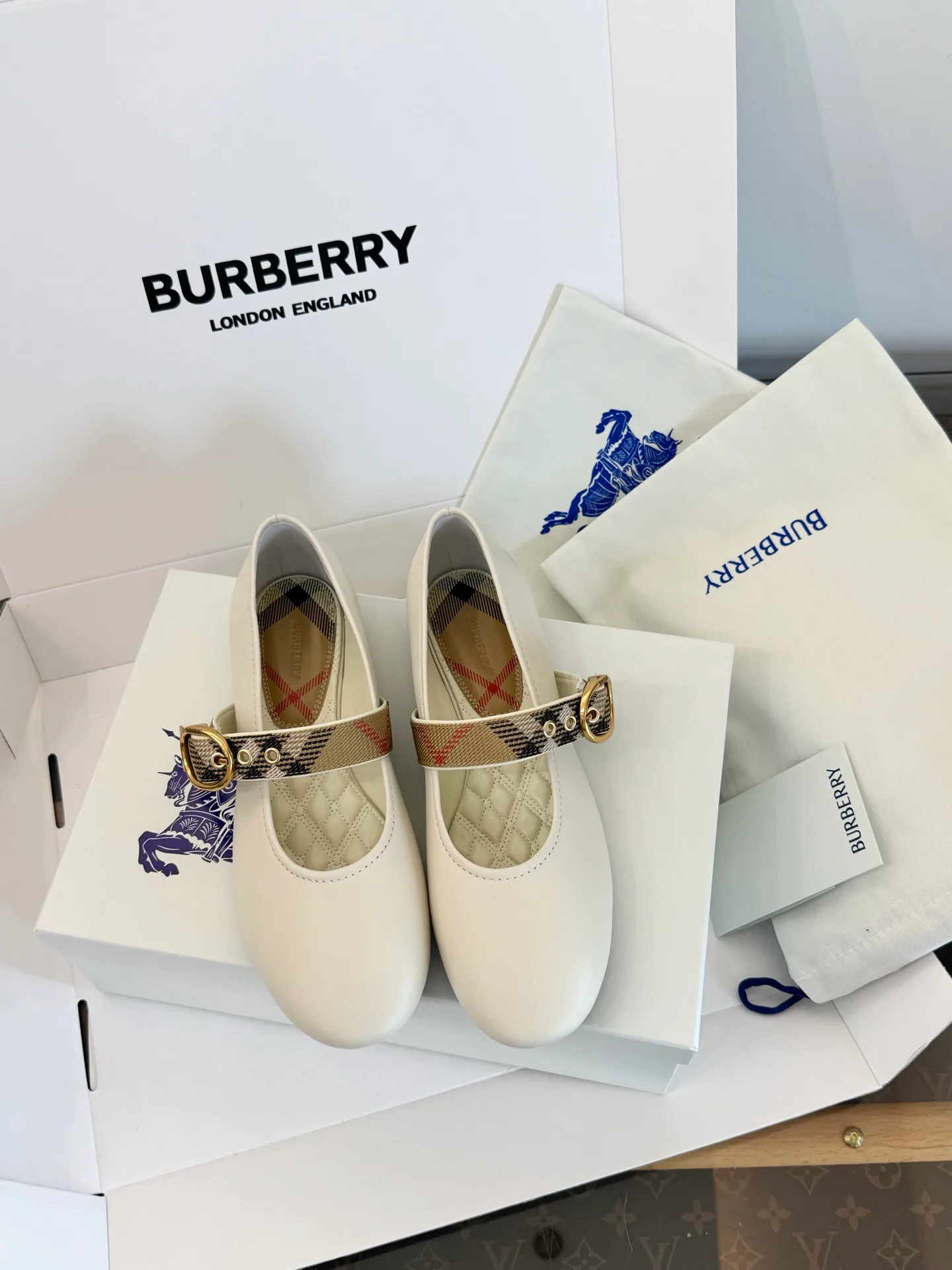 Балетки Женские Burberry 18724908