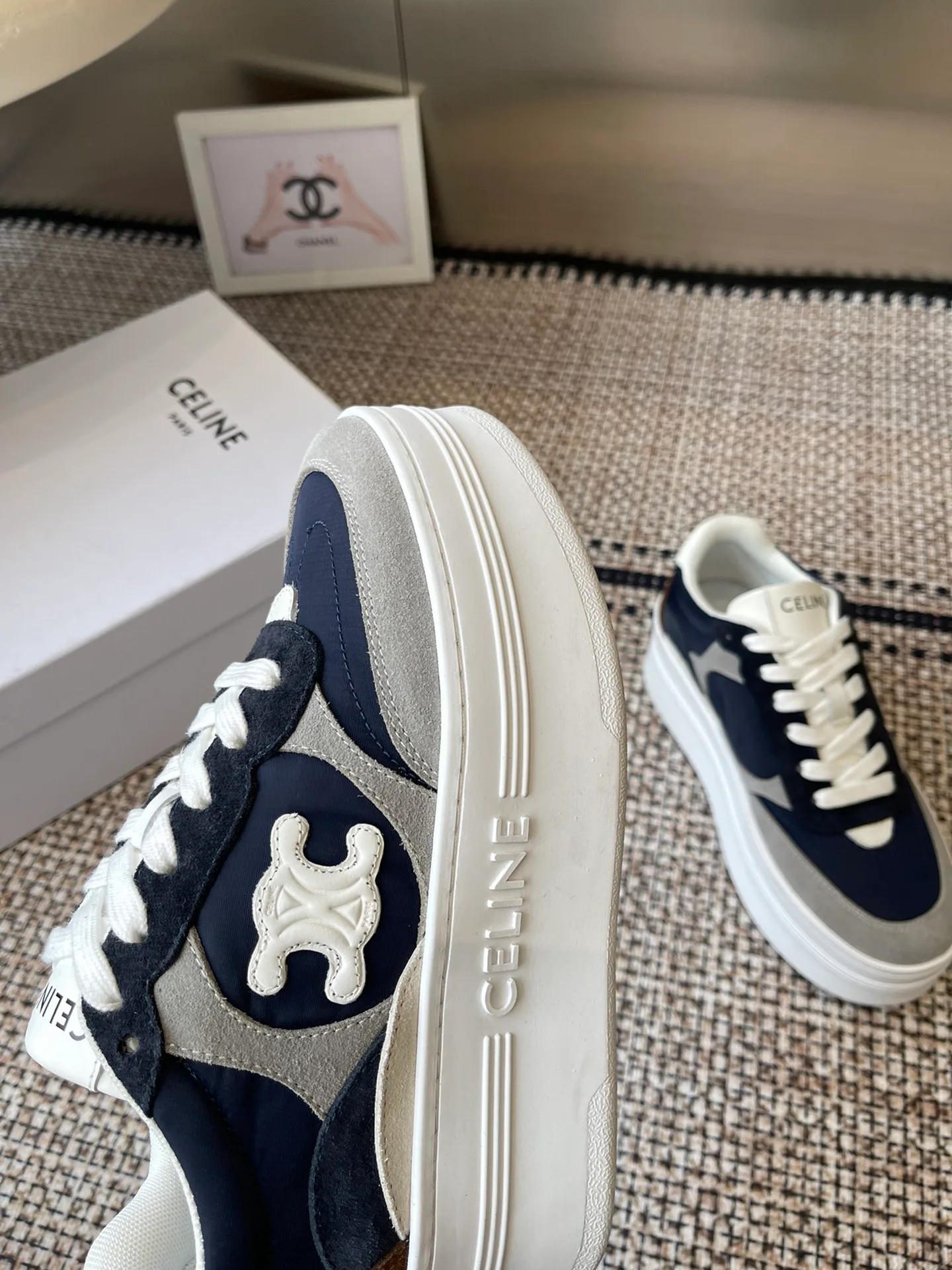 Кроссовки Женские Celine 19043918