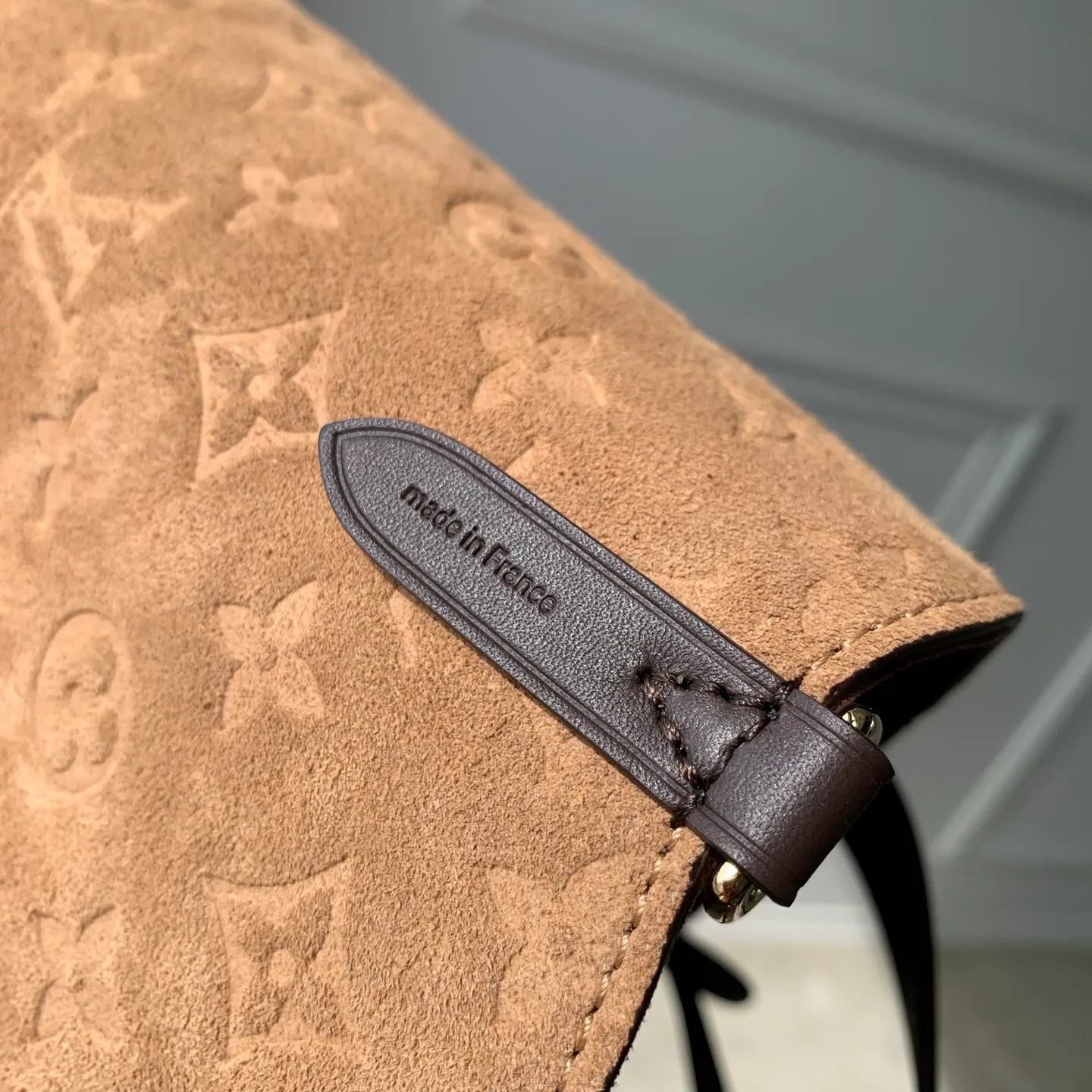 Классические Сумки Женские Louis Vuitton 18147436