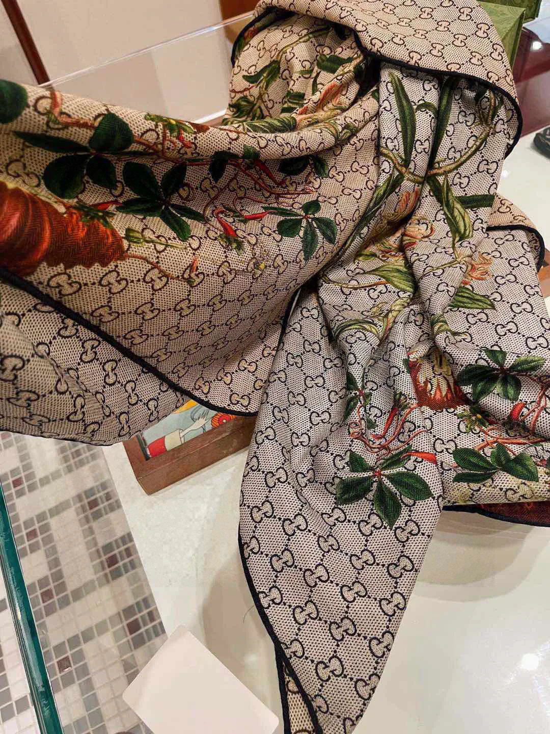 Шарфы Gucci 31777