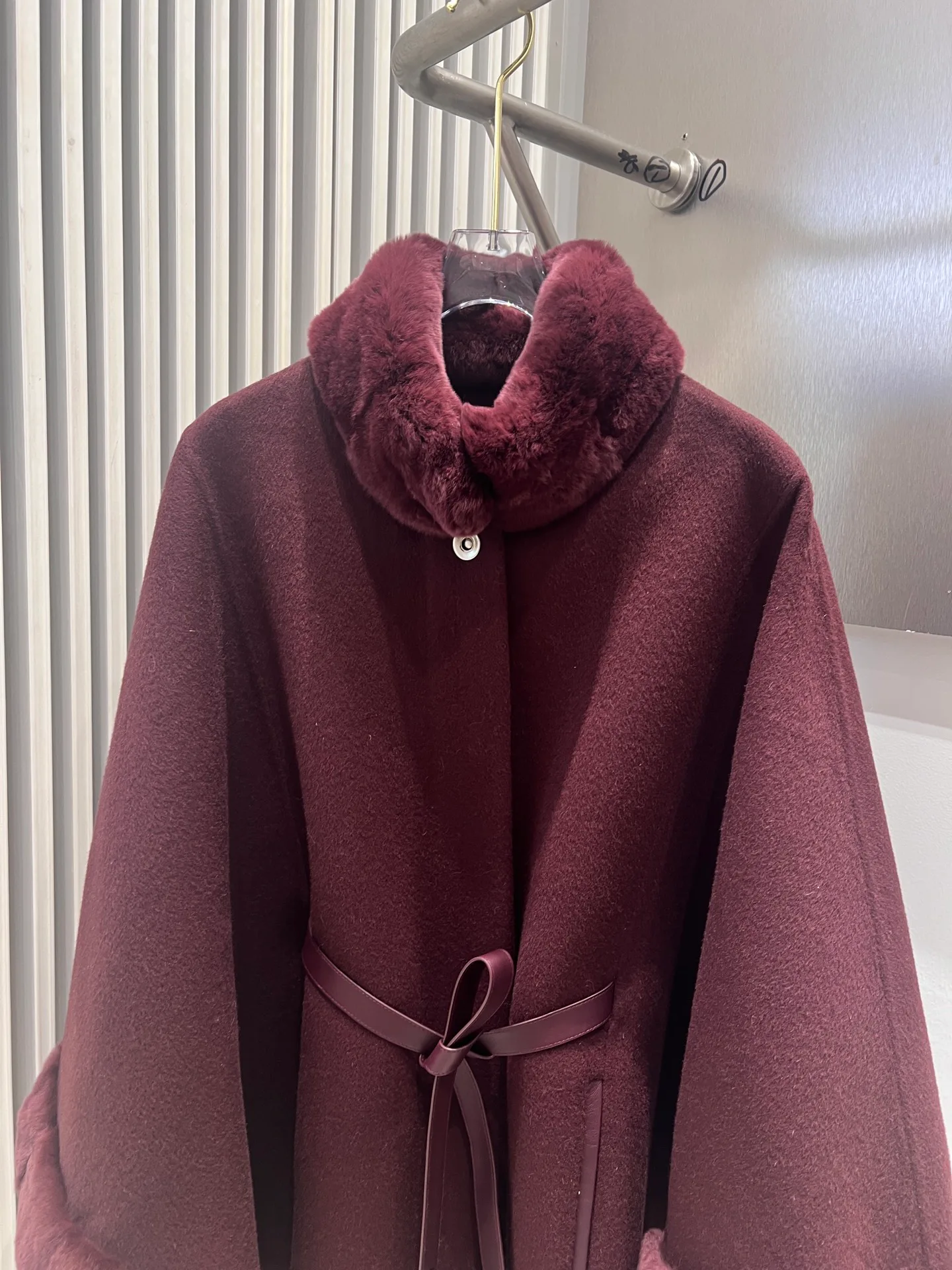 Пальто Женские Loro Piana 18513167