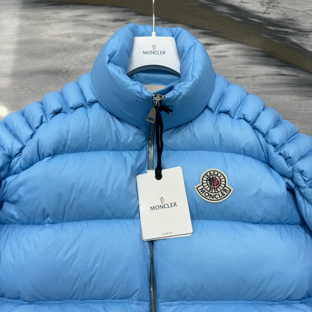 Куртки И Пуховики Мужские Moncler 384014