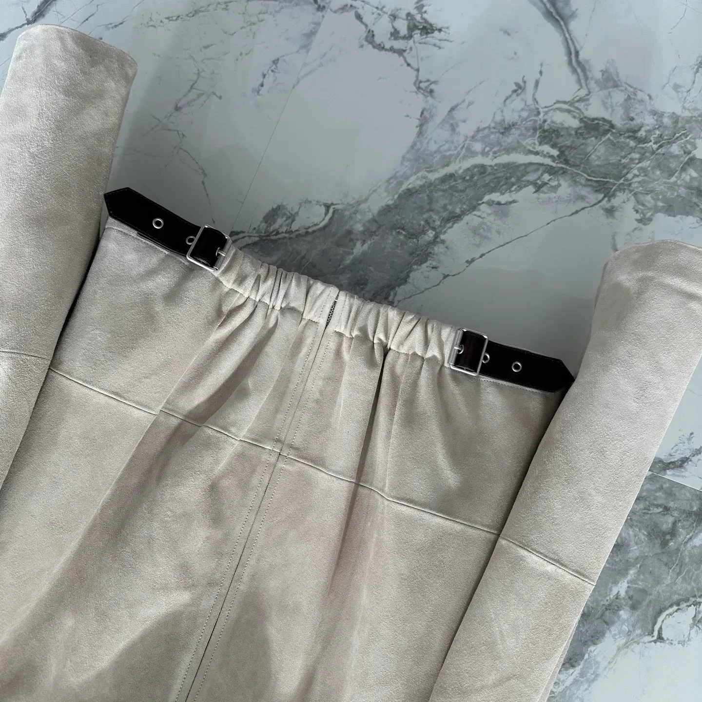 Кожаные Куртки И Дублёнки Женские Loewe 409178