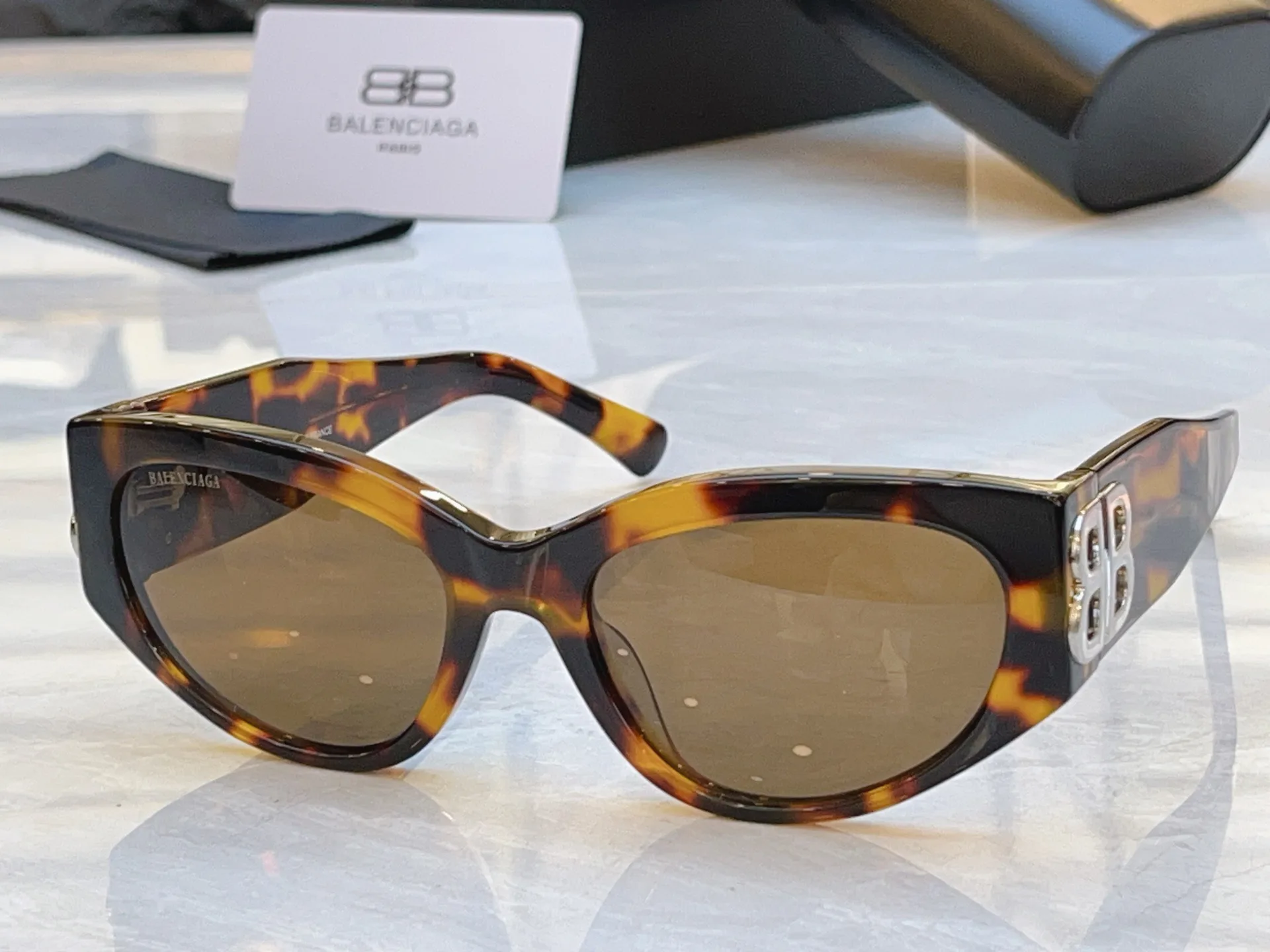 Очки Balenciaga 10842058