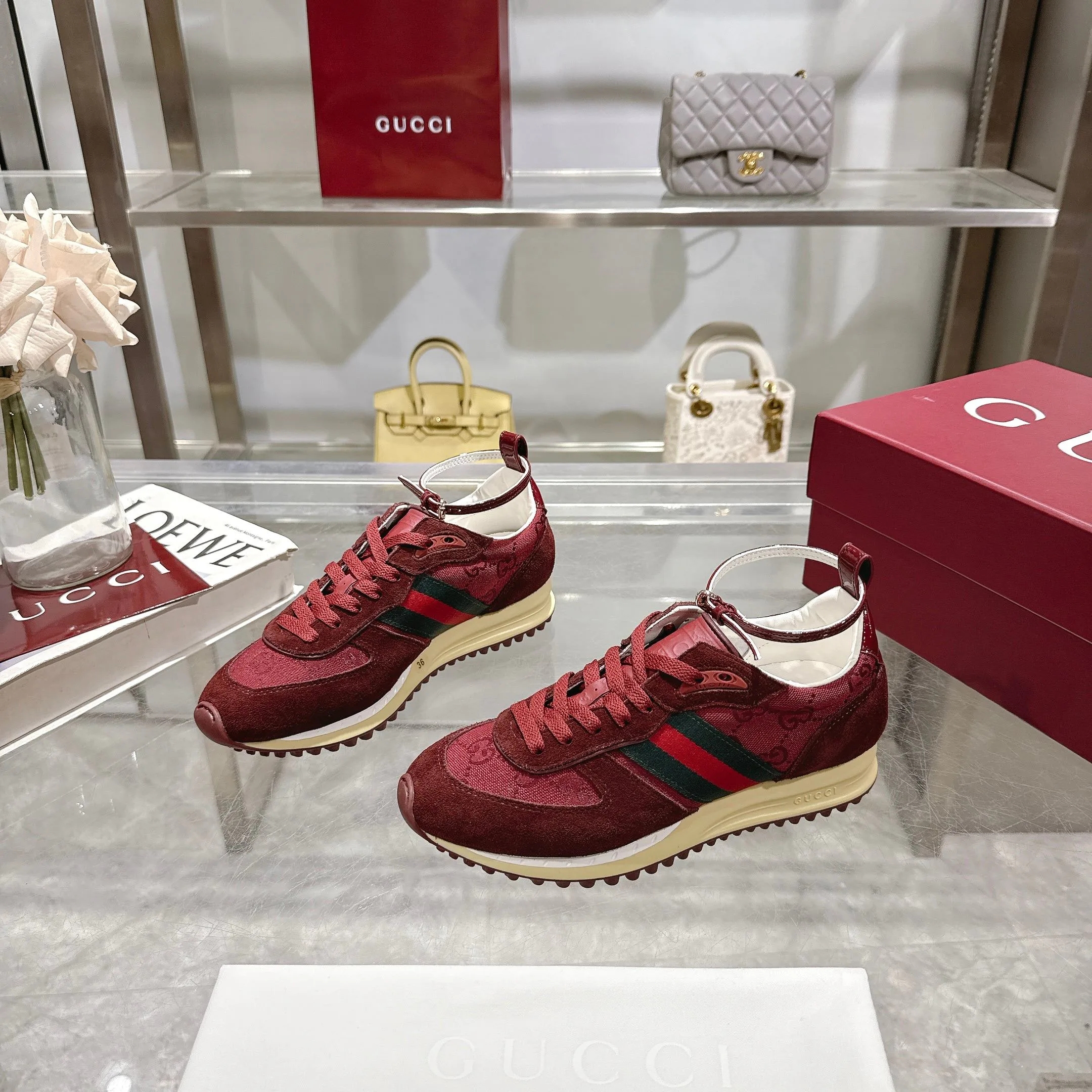 Кроссовки Женские Gucci 838056