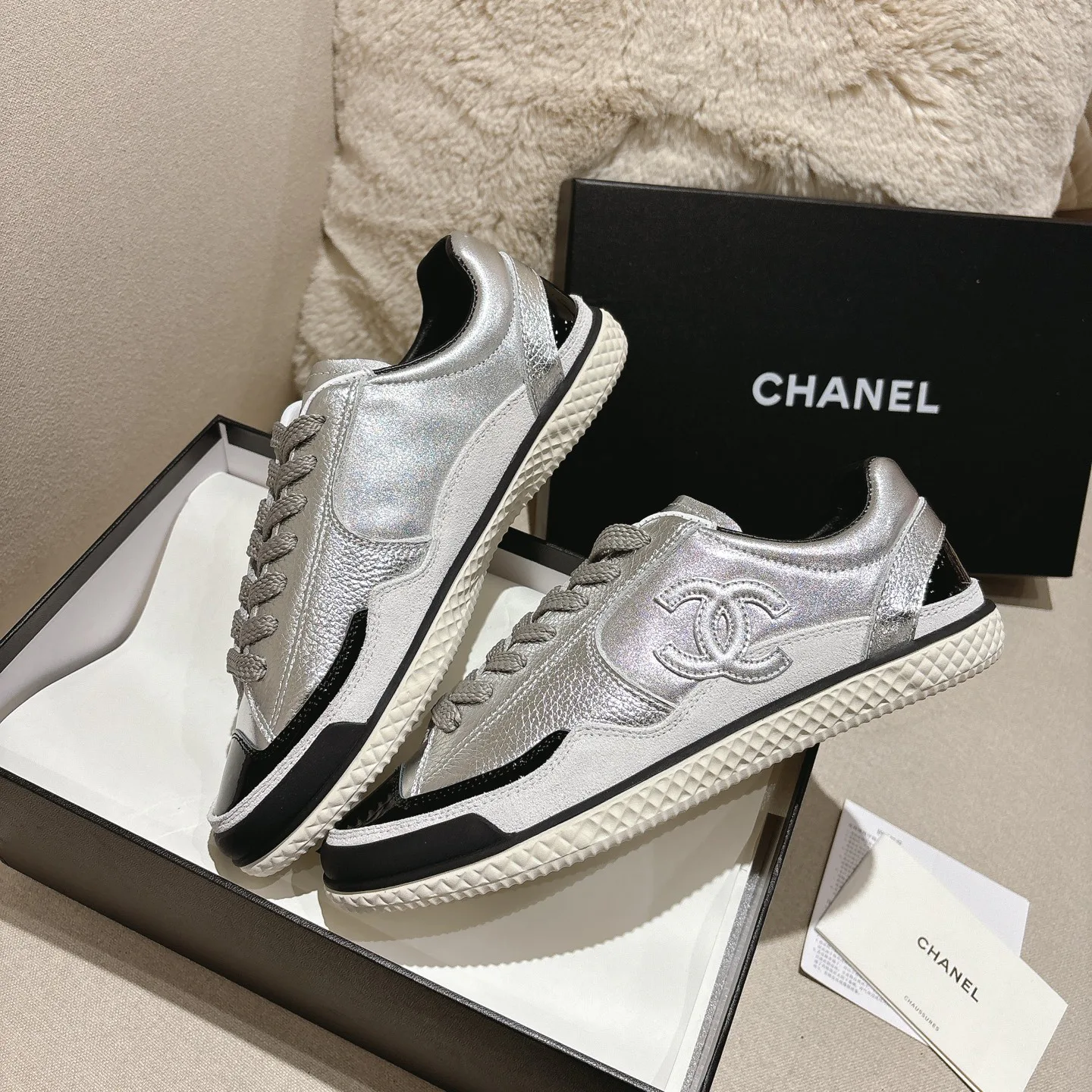 Кроссовки Женские Chanel 11498295