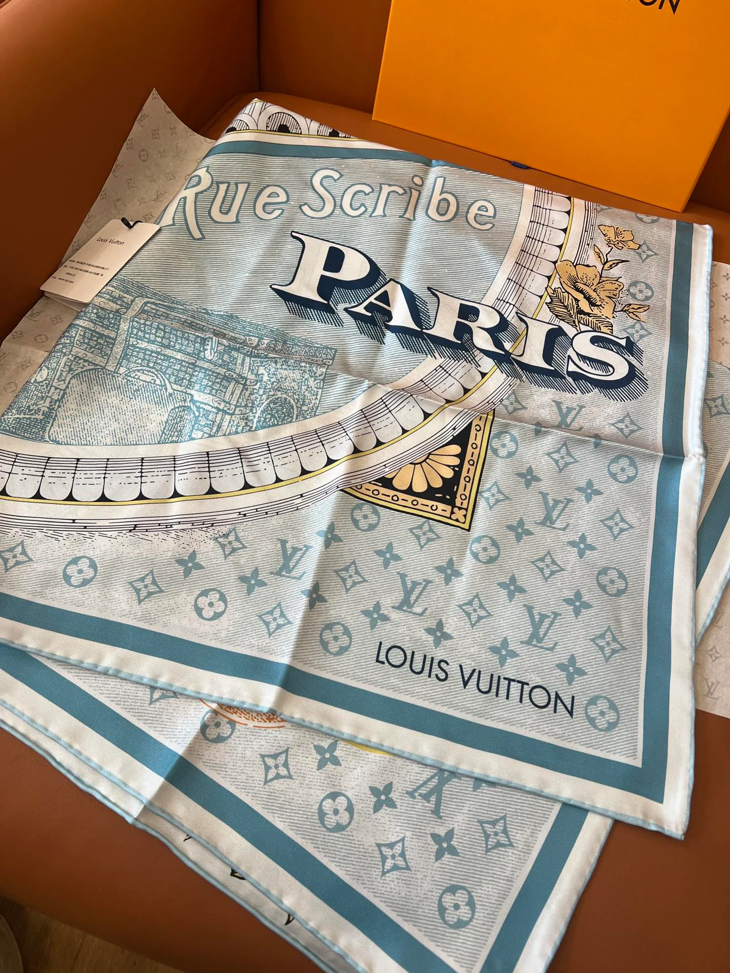 Шарфы Louis Vuitton 7210