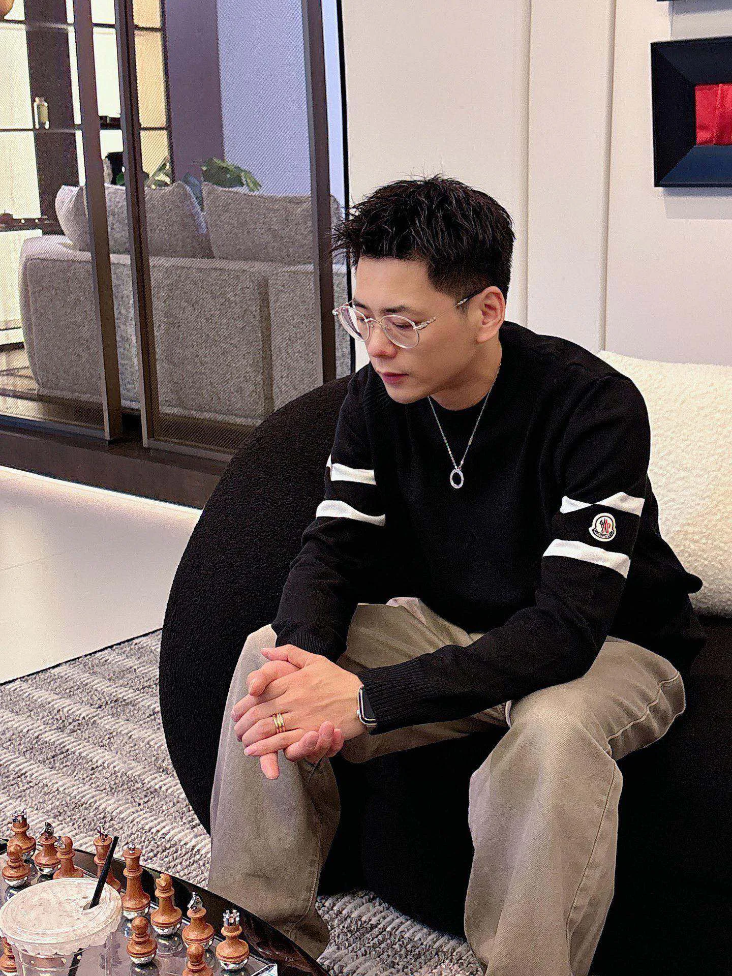 Джемперы И Свитеры Мужские Moncler 2164758