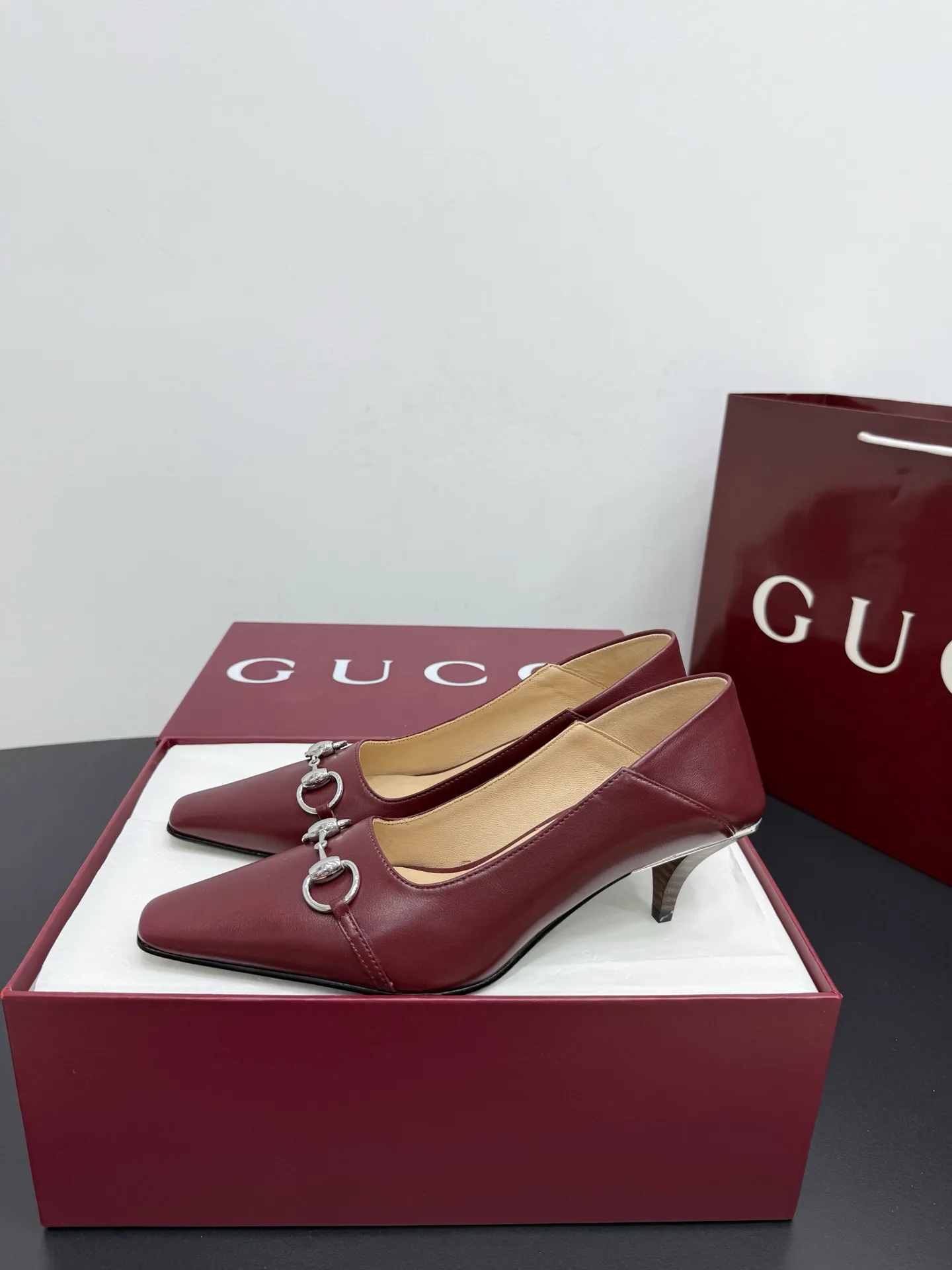 Туфли Женские Gucci 882798