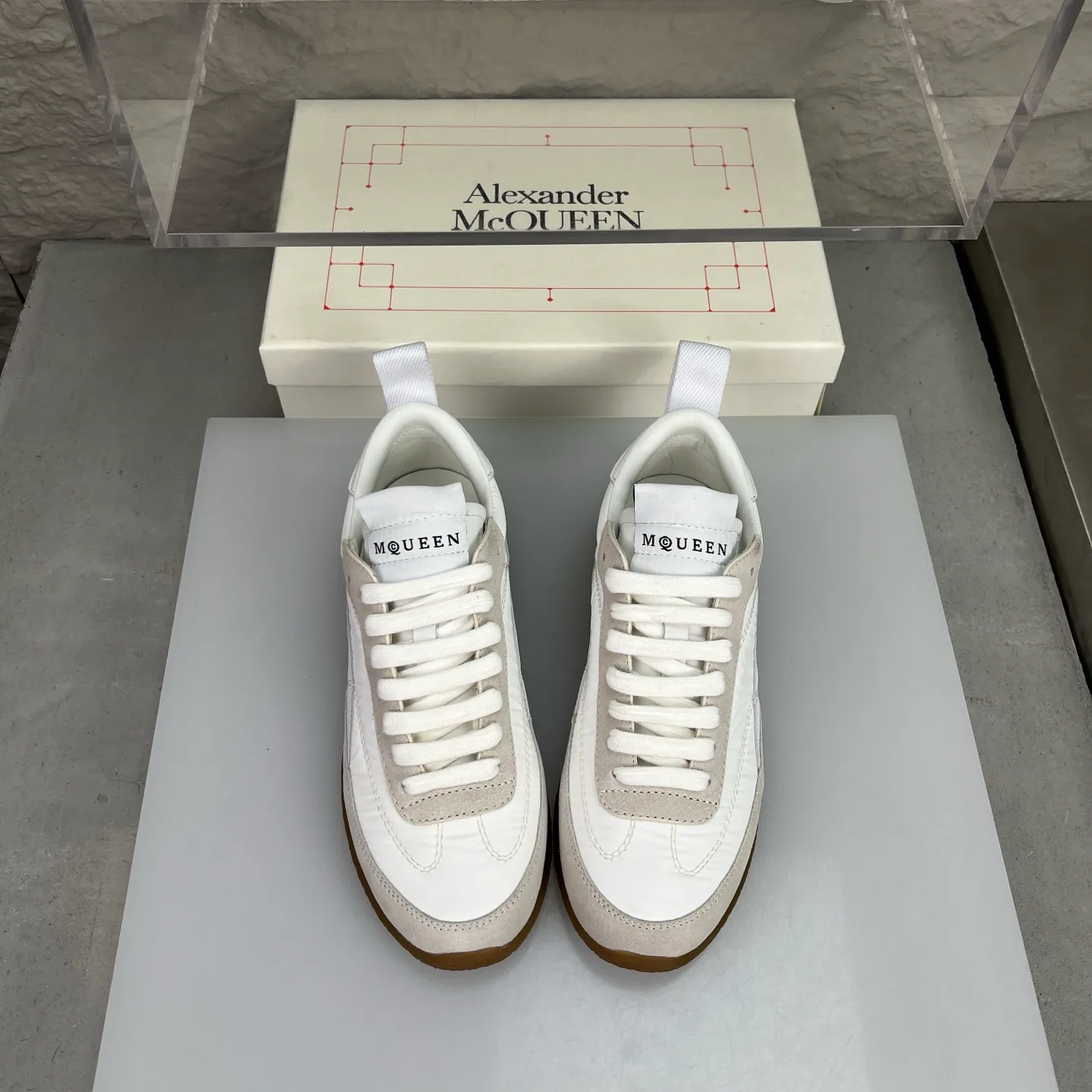 Кроссовки Женские Alexander Mcqueen 1276622