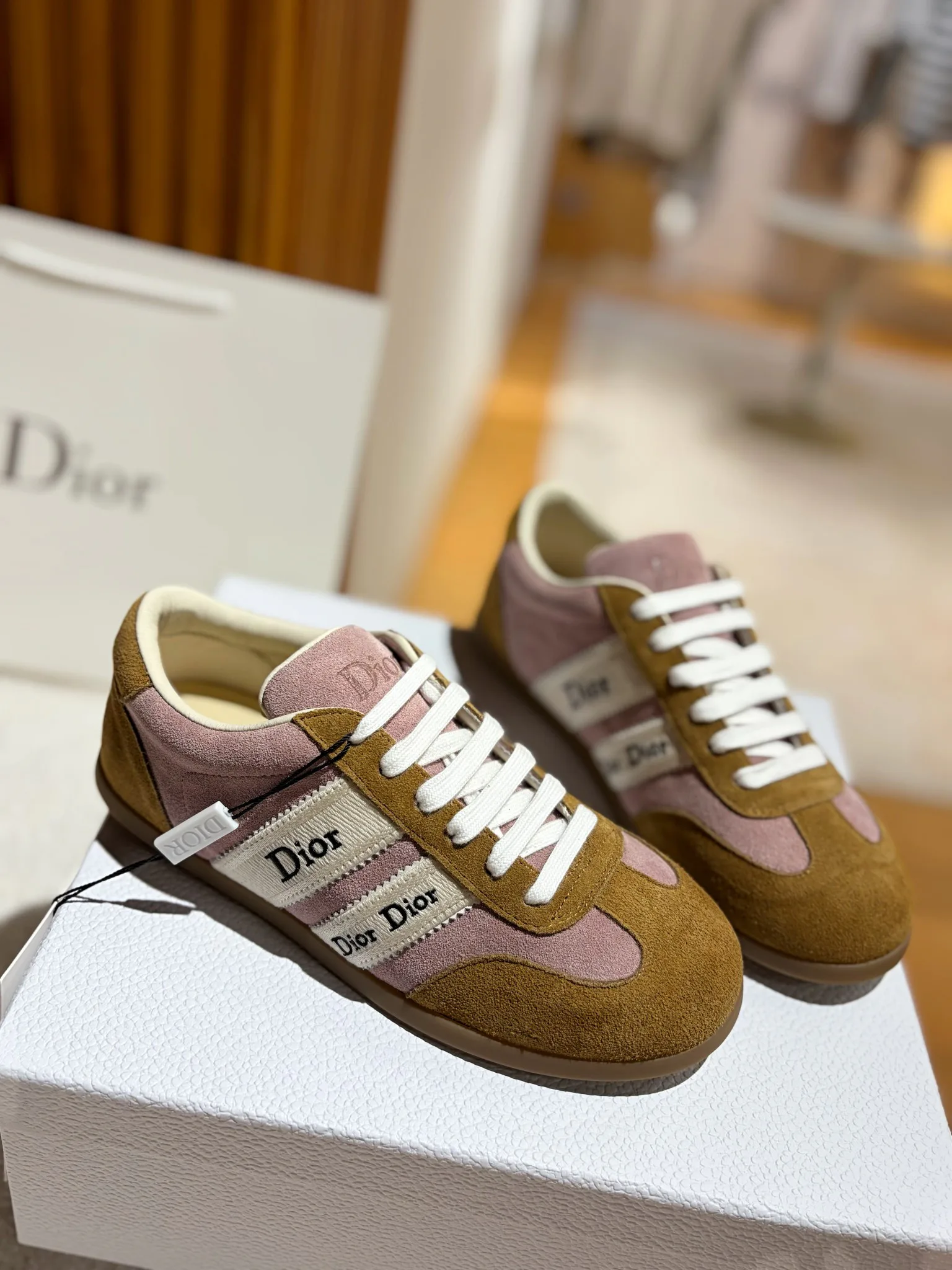 Кроссовки Женские Christian Dior 18419410