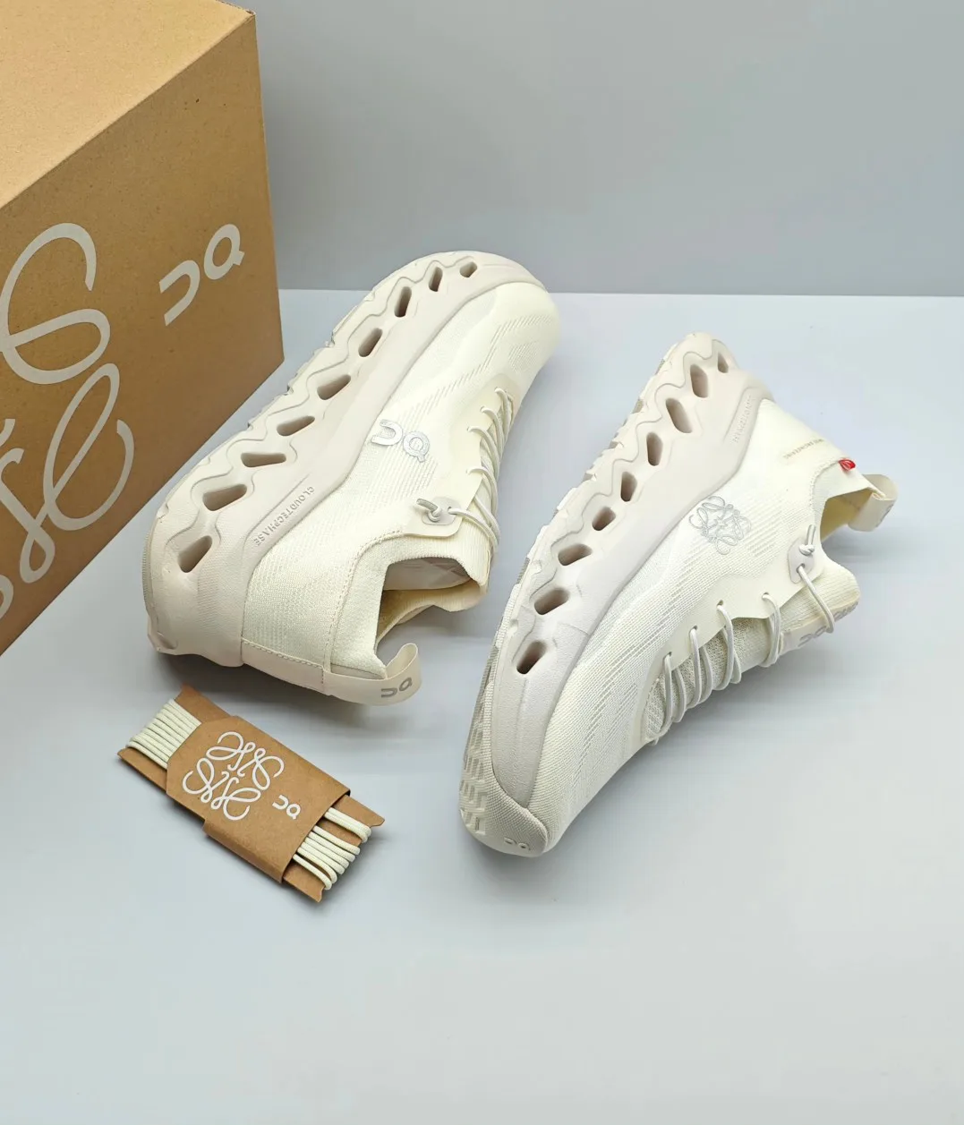 Кроссовки Женские Loewe 13193979