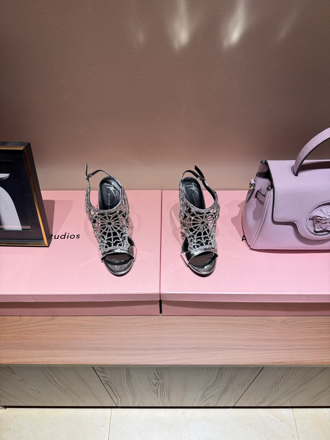 Босоножки Женские Giuseppe Zanotti 13183689