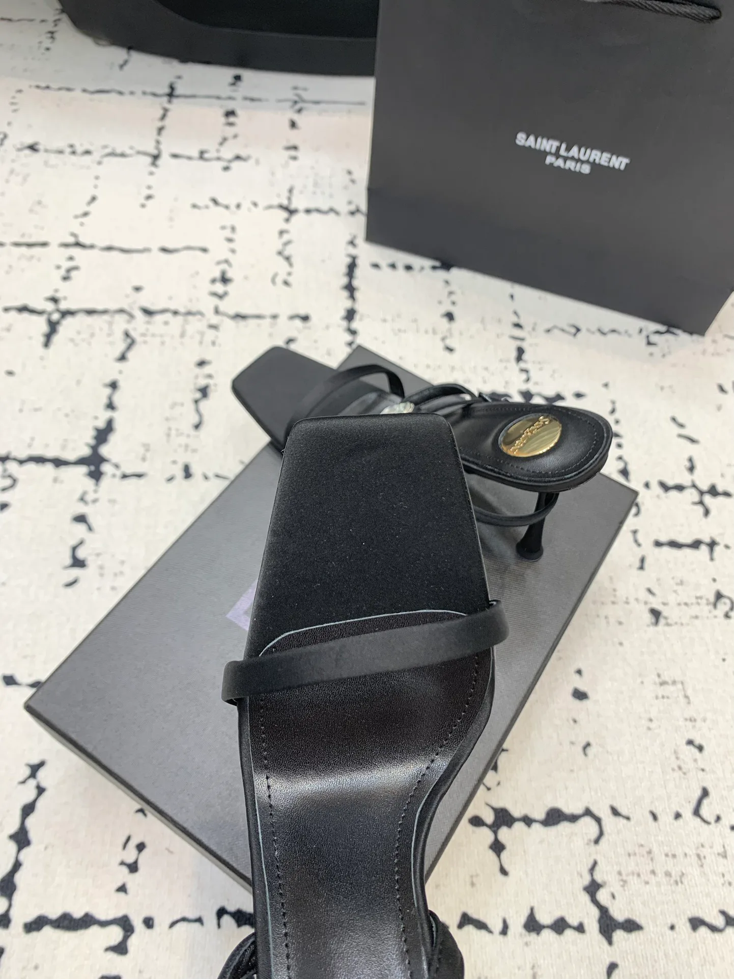 Босоножки Женские Saint Laurent 5963