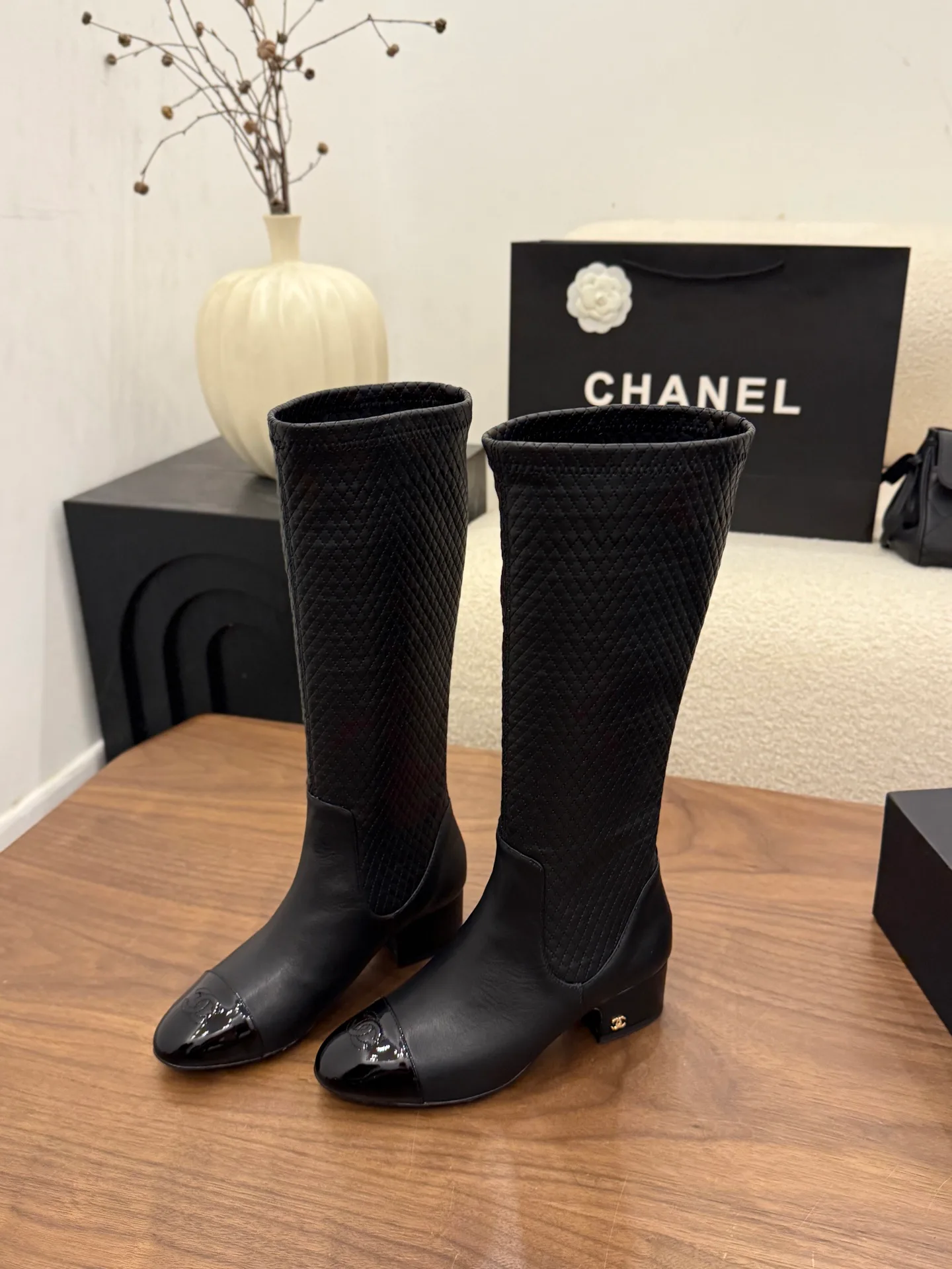 Сапоги Женские Chanel 19050156