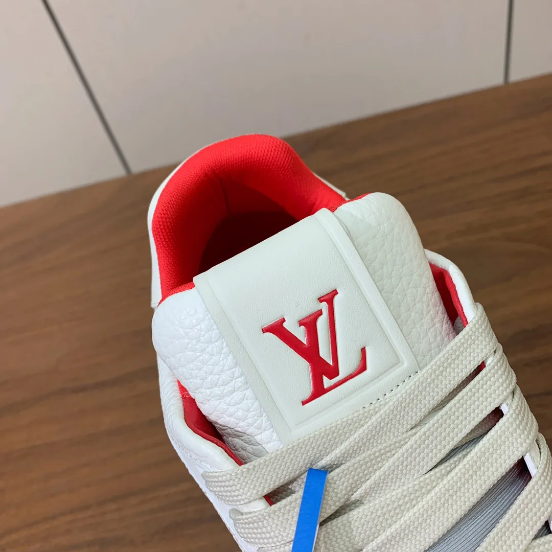 Кроссовки Женские Louis Vuitton 10236187