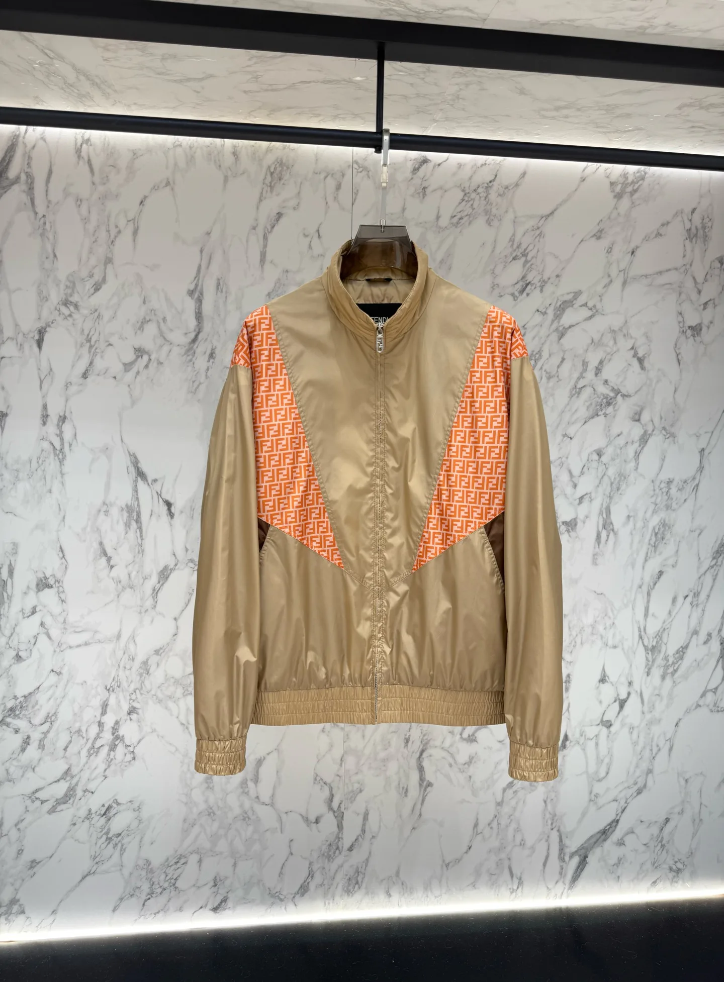 Куртки И Пуховики Мужские Fendi 10122956