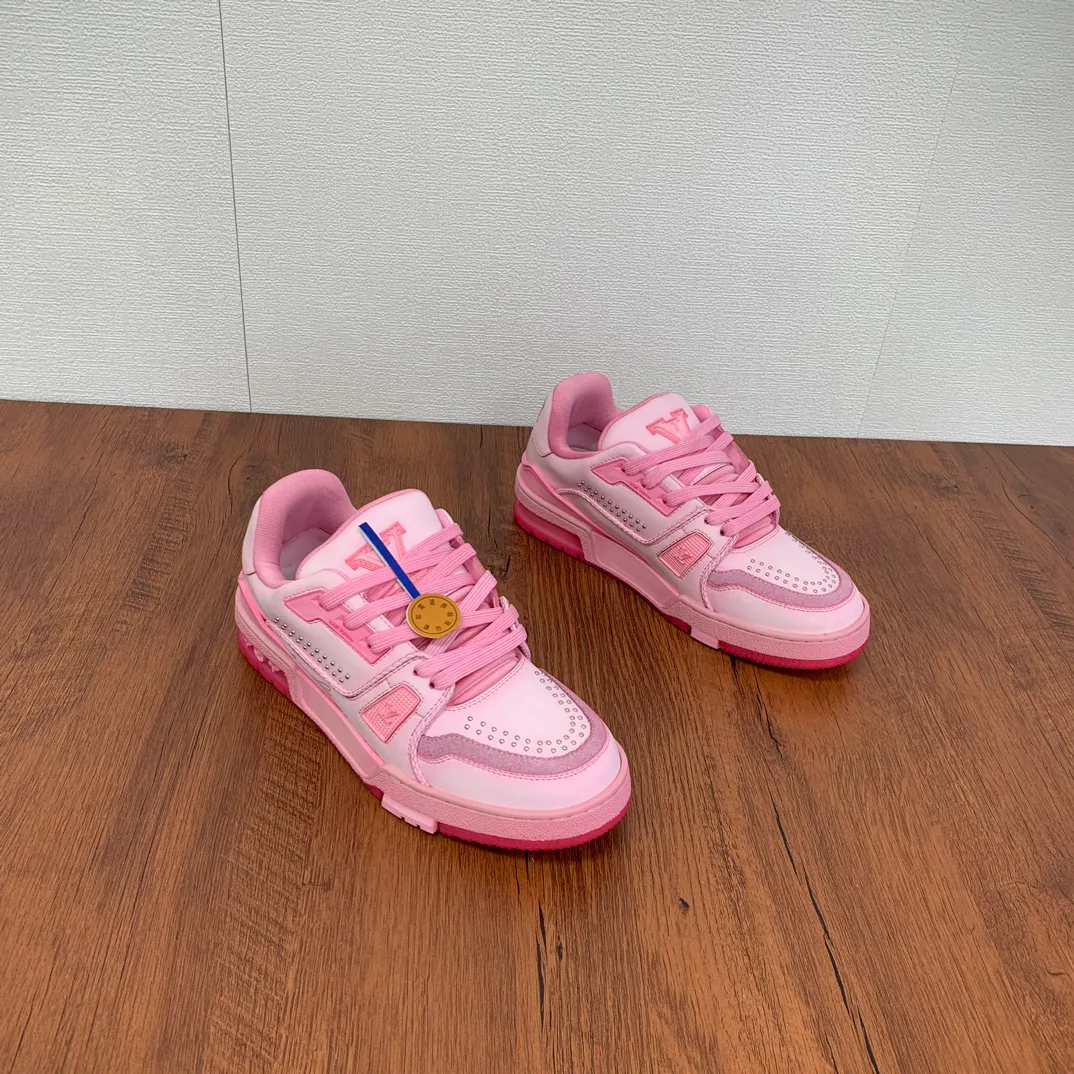 Кроссовки Женские Louis Vuitton 9814288
