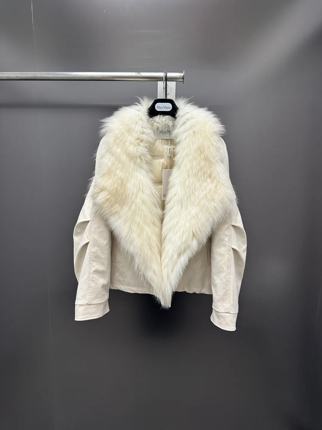 Куртки И Пуховики Женские Max Mara 18902727