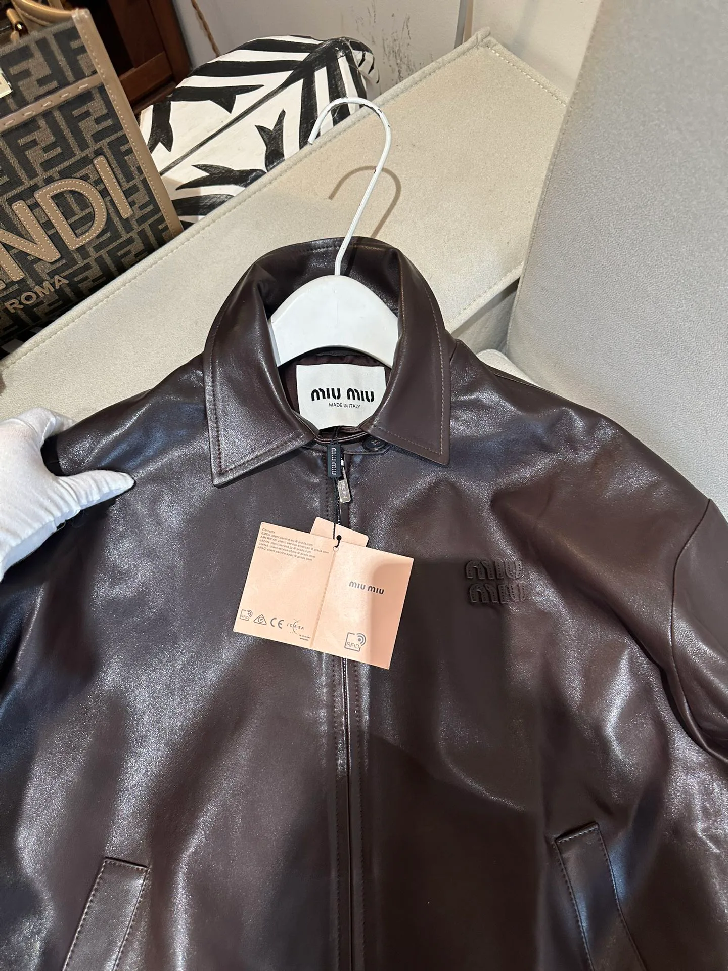 Кожаные Куртки И Дублёнки Женские Miu Miu 5045603