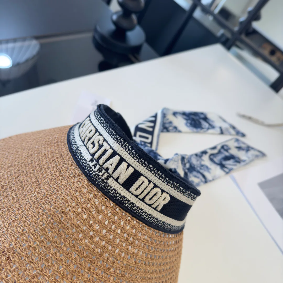 Головные Уборы Christian Dior 11633259