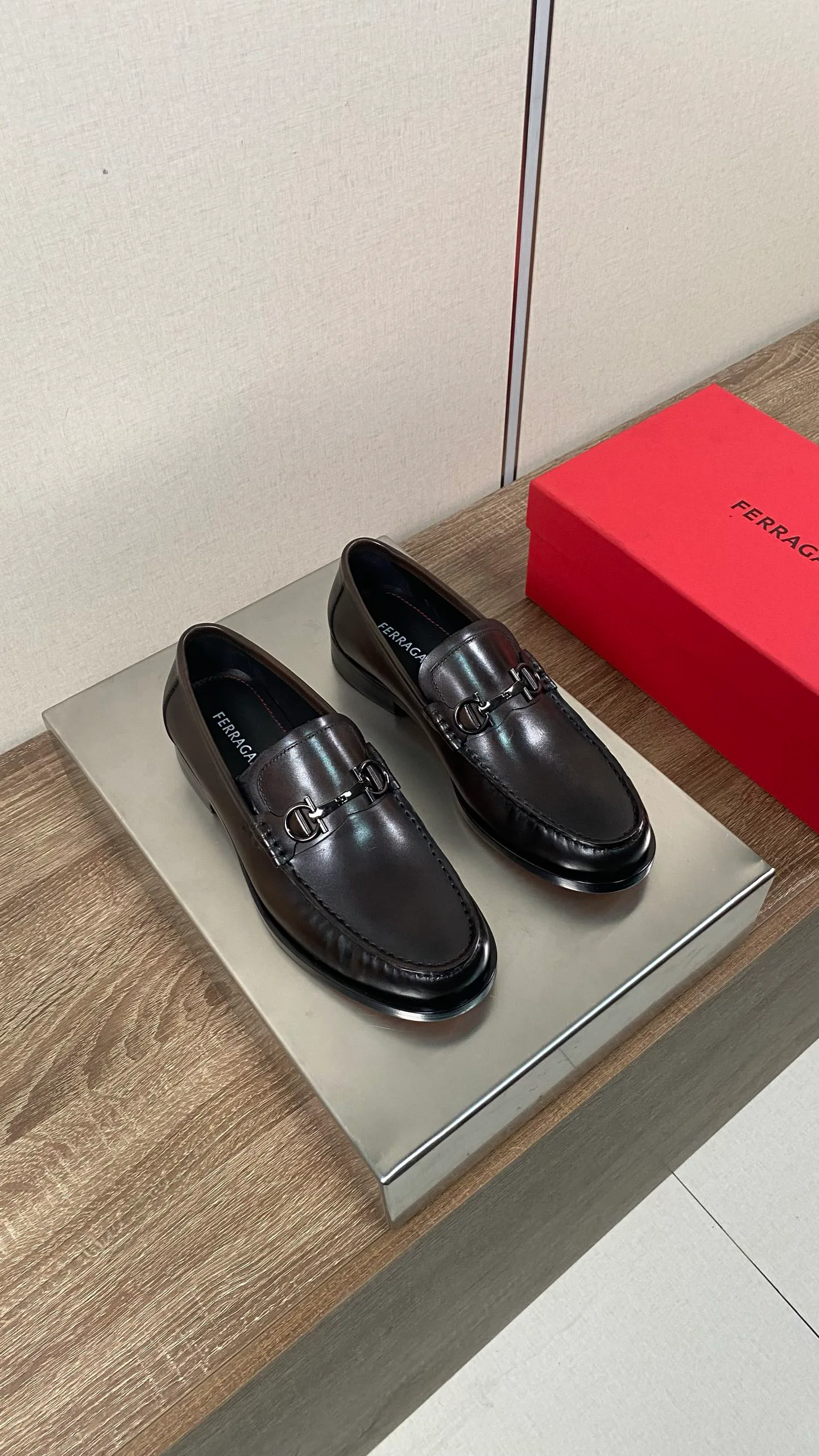 Лоферы И Туфли Мужские Salvatore Ferragamo 18078708