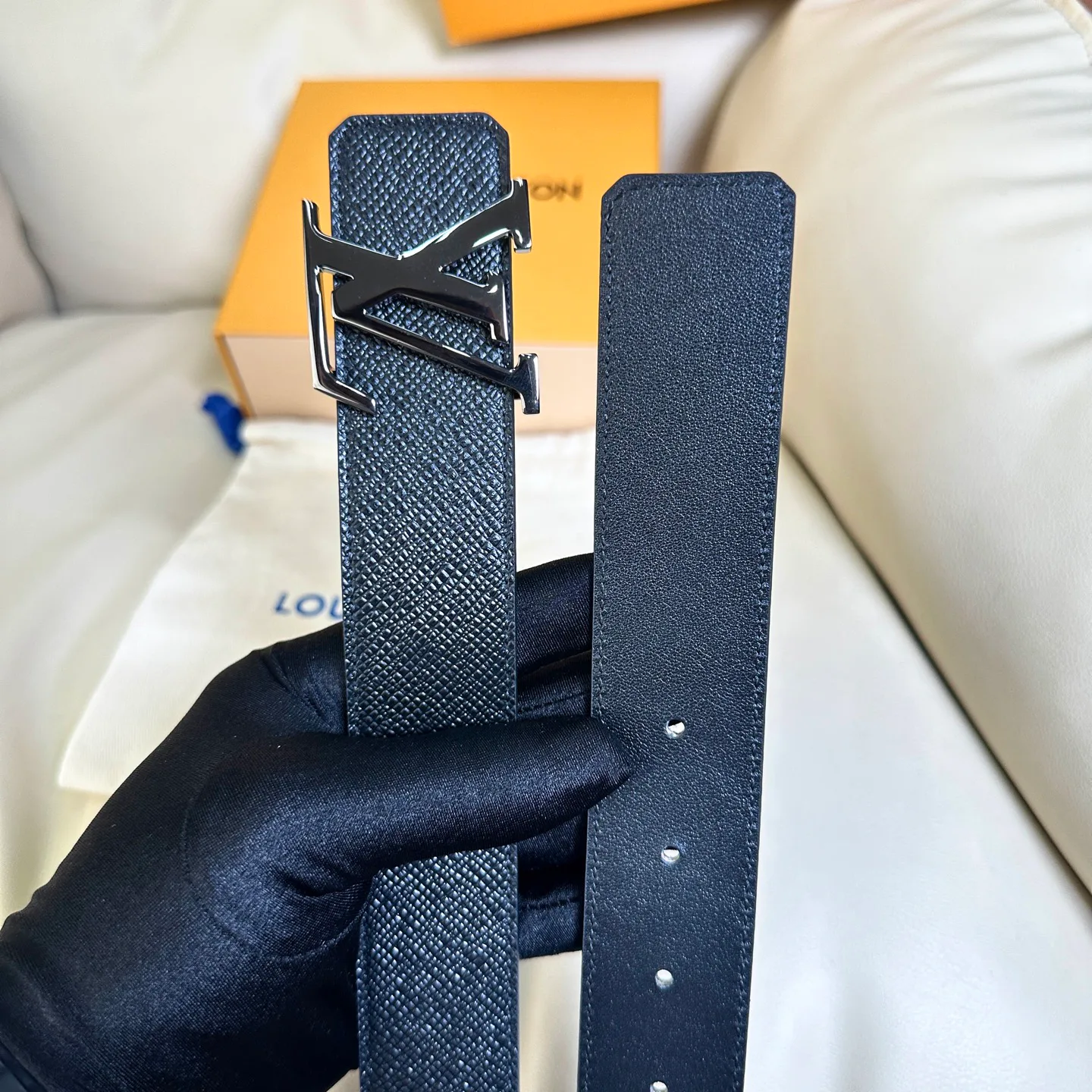 Ремни Louis Vuitton 11248619