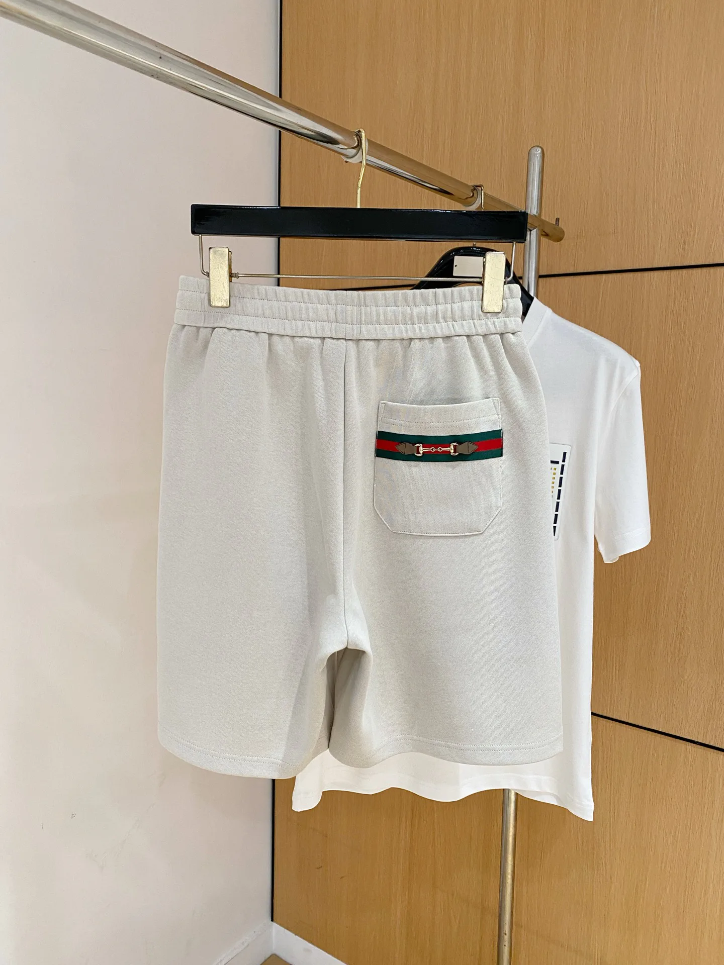 Шорты Мужские Gucci 18246956