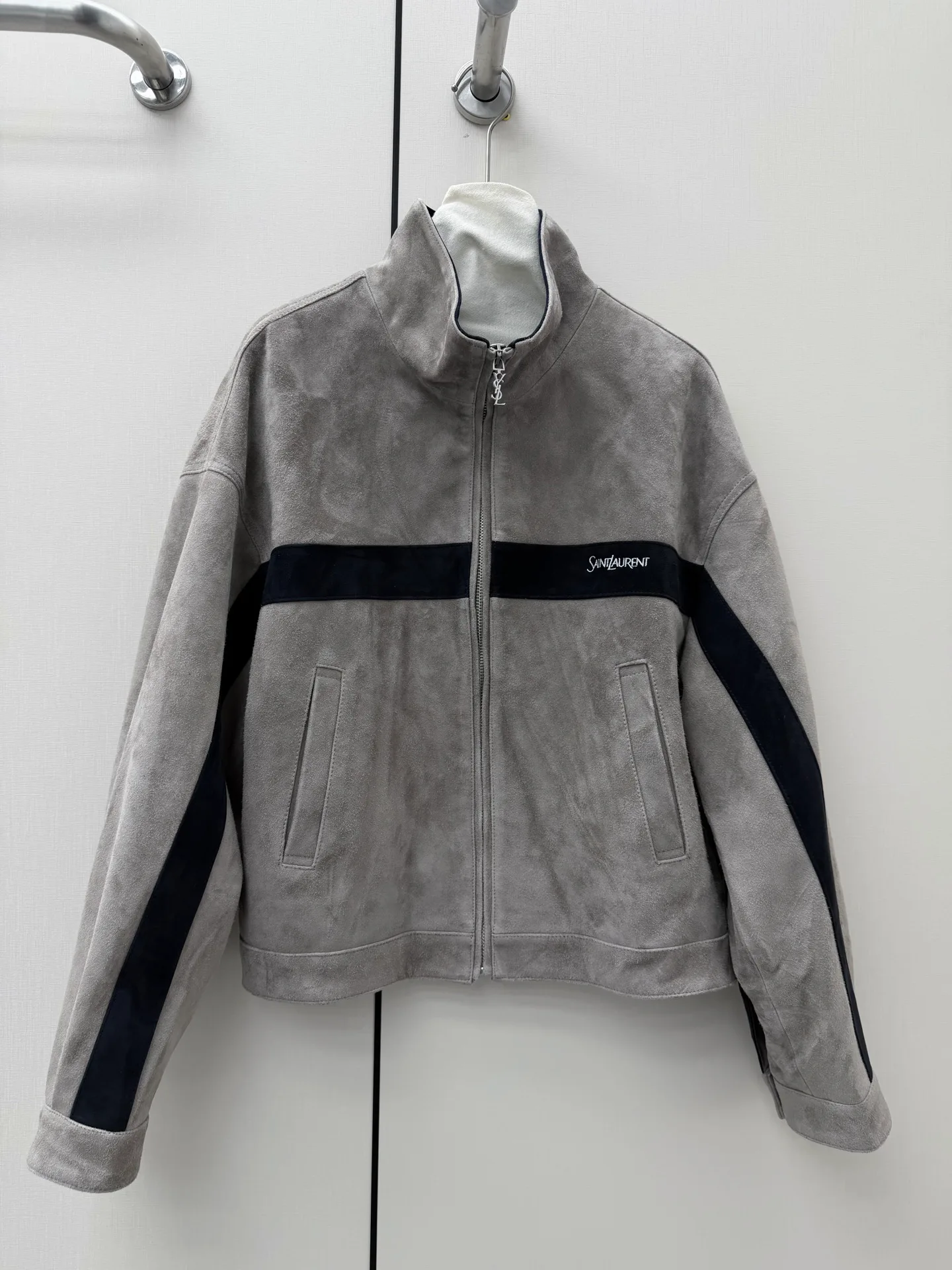 Кожаные Куртки И Дублёнки Женские Saint Laurent 18016051