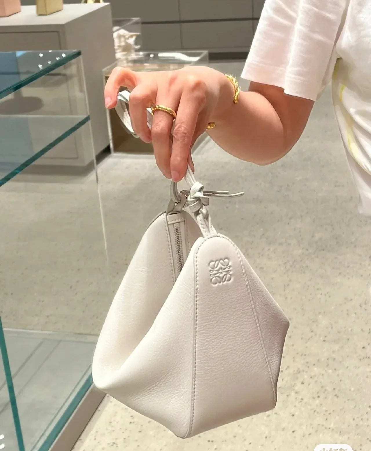 Классические Сумки Женские Loewe 11513525