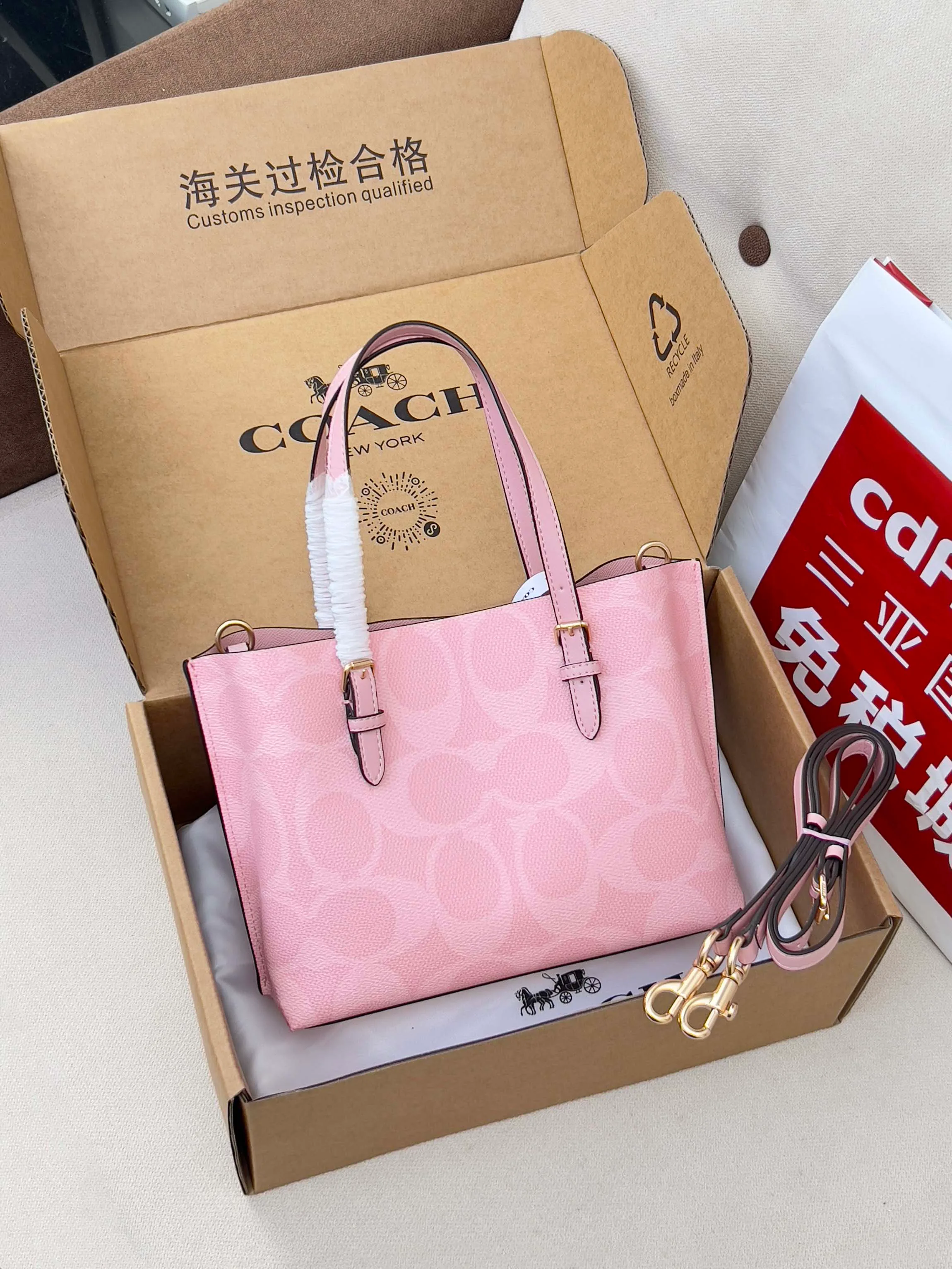 Классические Сумки Женские Coach 1864369