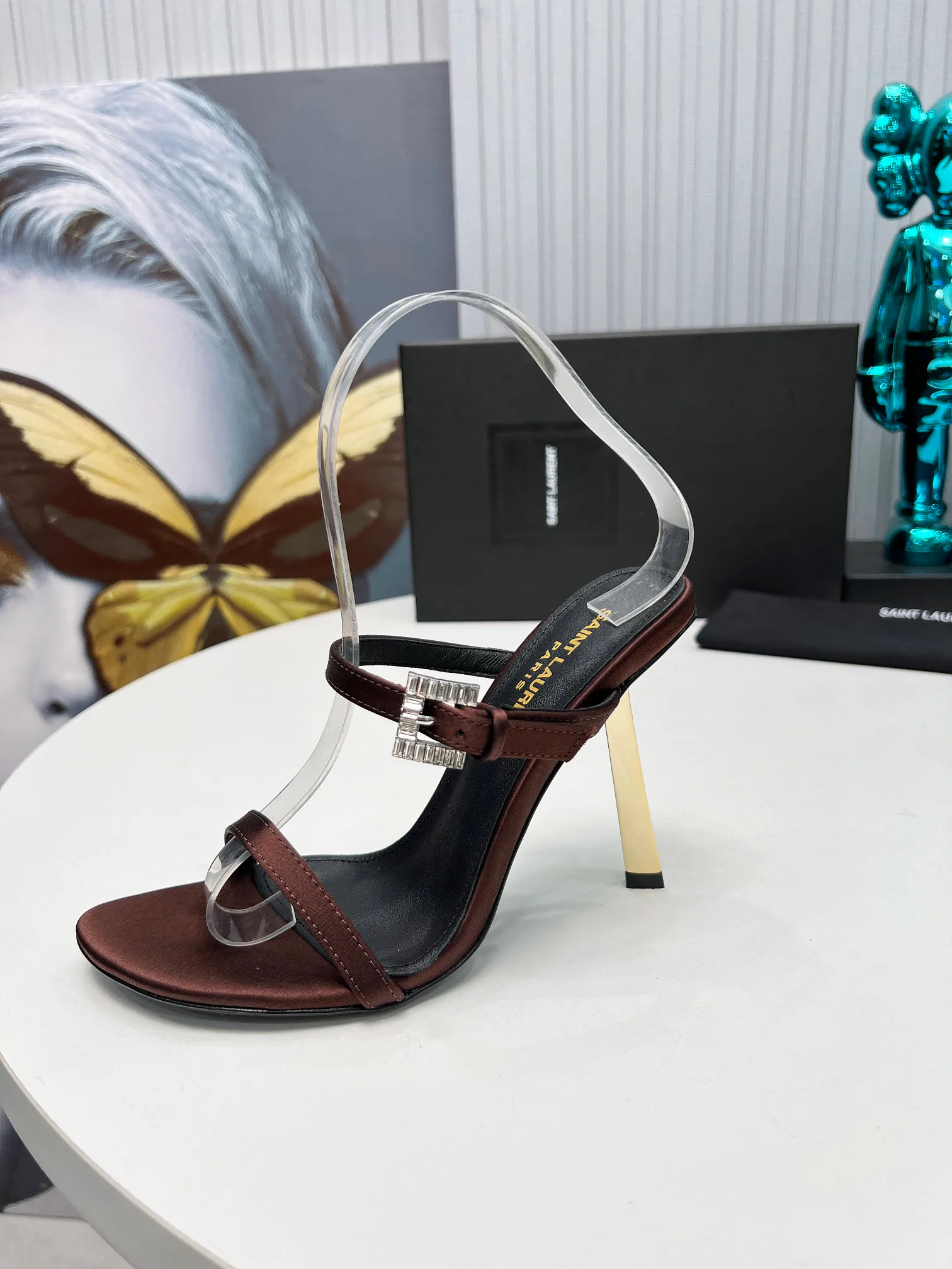 Босоножки Женские Saint Laurent 7184895