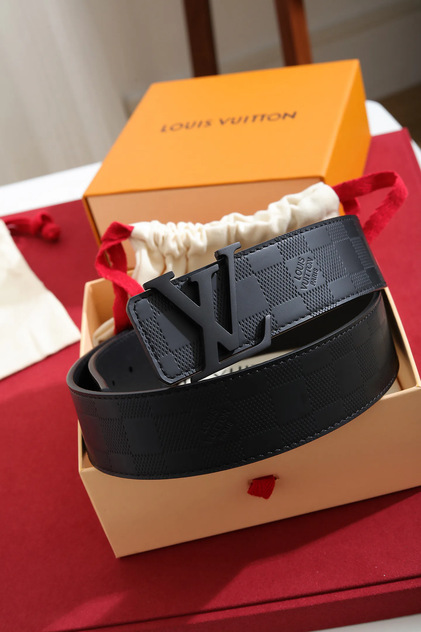 Ремни Louis Vuitton 14066152