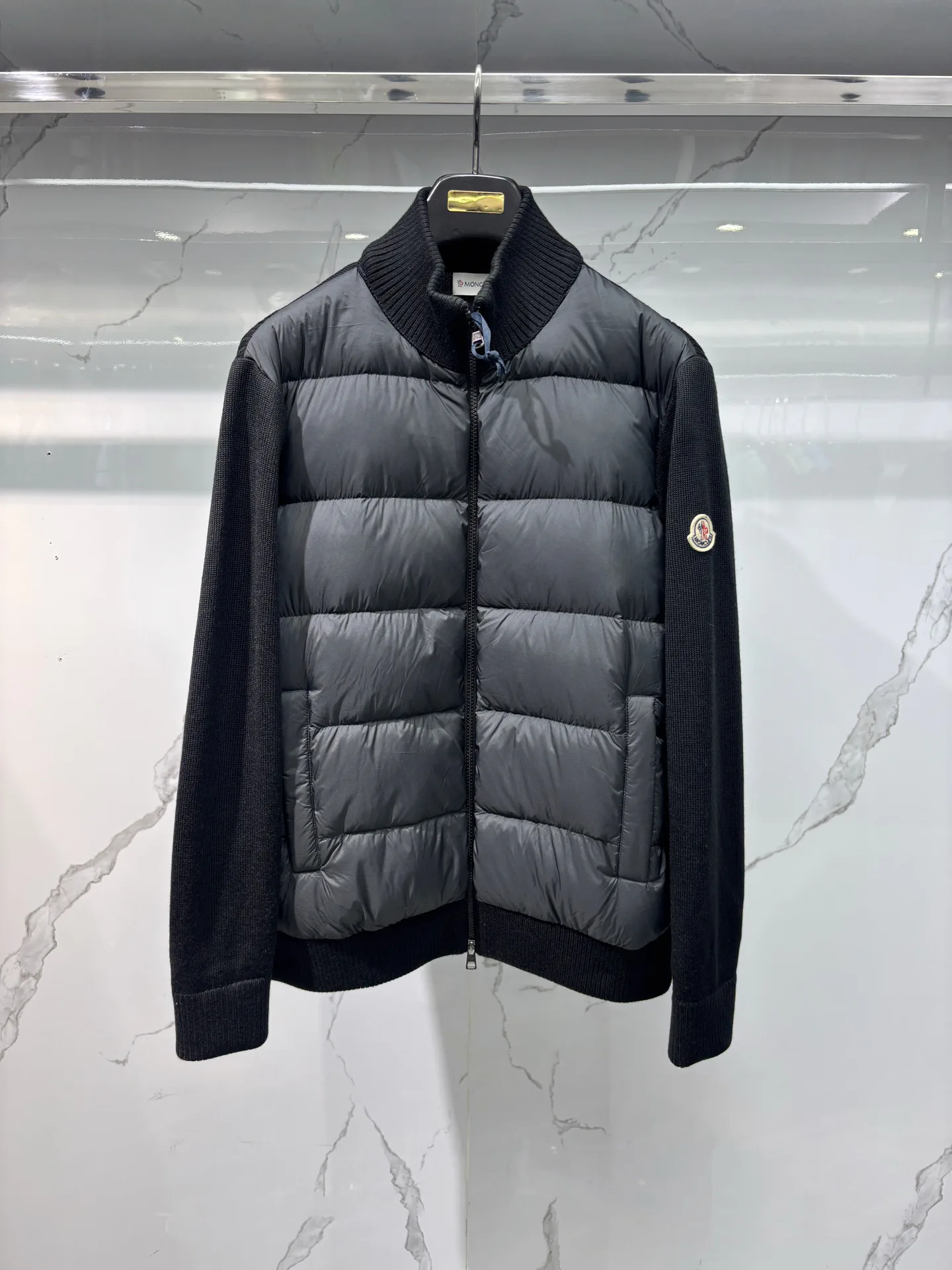 Куртки И Пуховики Женские Moncler 18386602
