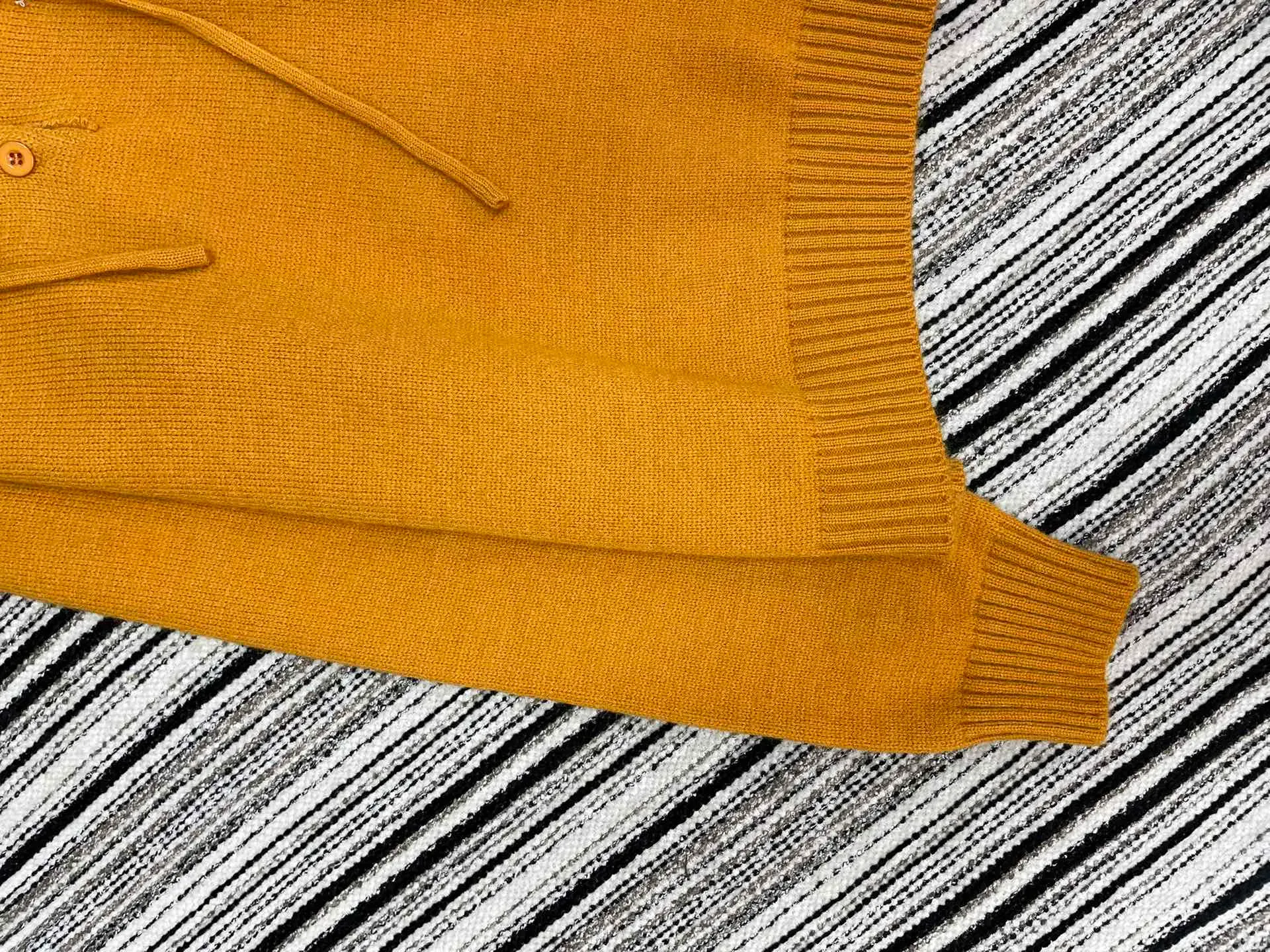 Джемперы И Свитеры Женские Chanel 952844